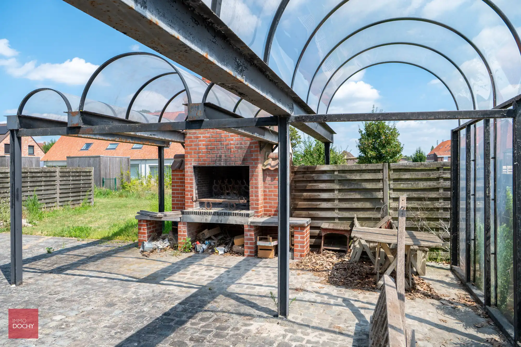 Villa met paardenstallen op 4.876m² foto 19