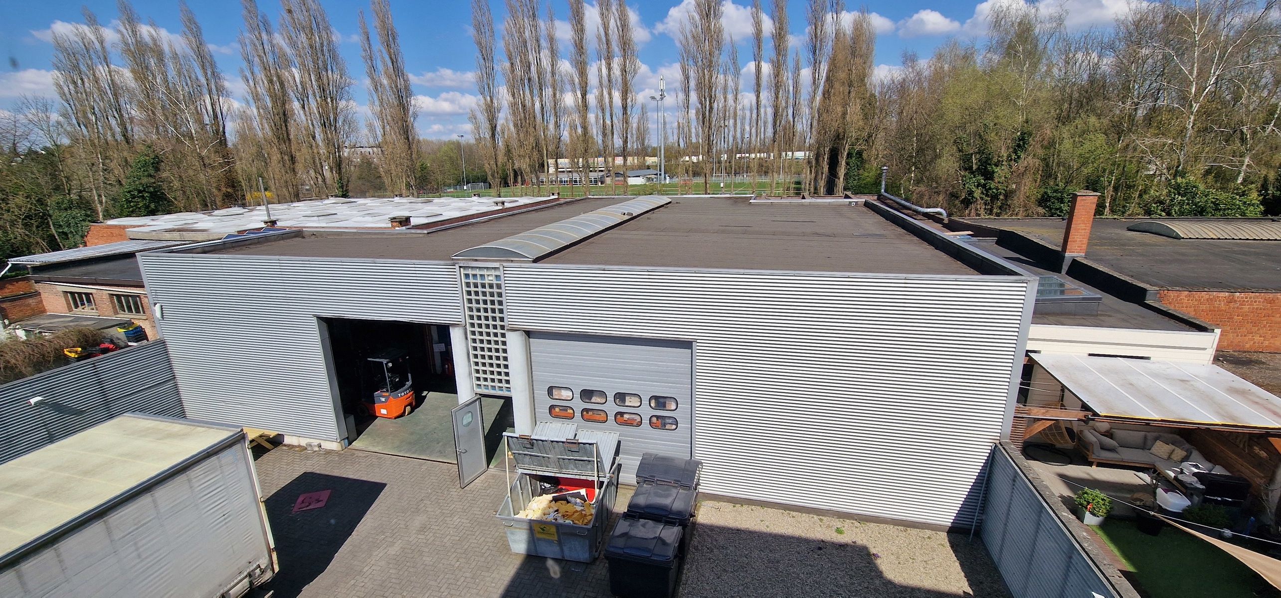 Grote magazijnruimte/atelier met kantoor te koop in Deurne  foto 124