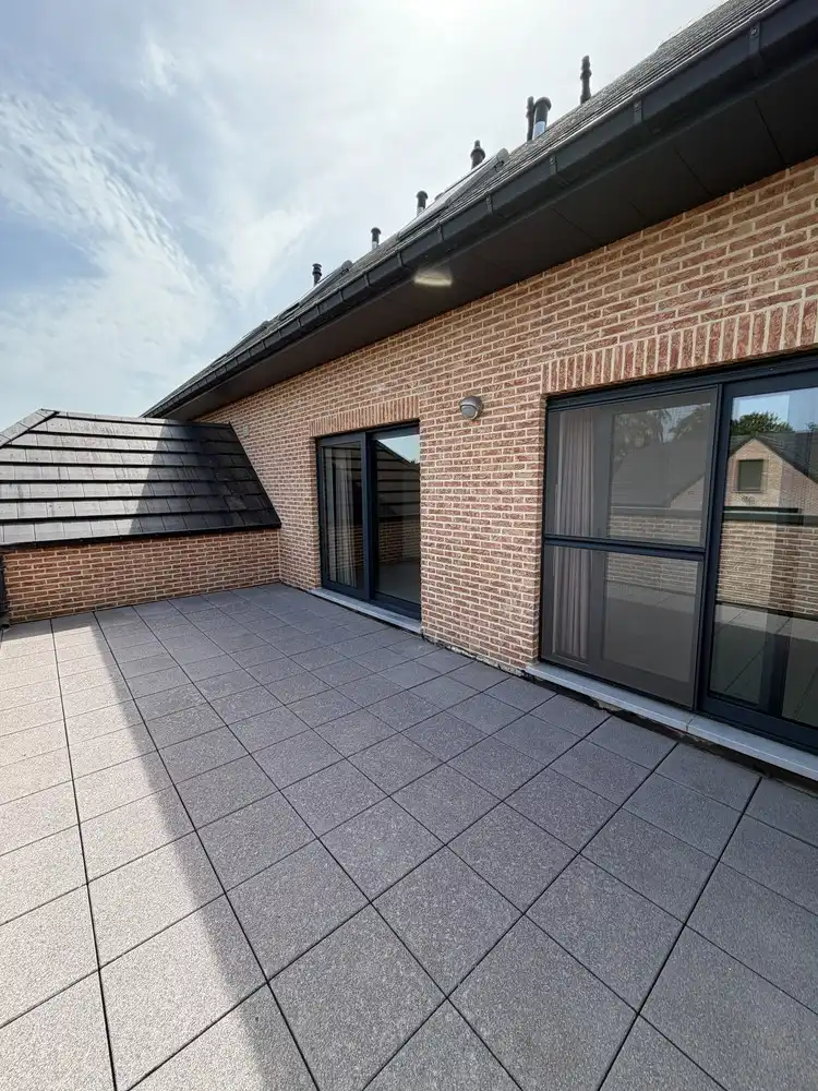 Instapklaar appartement met ruim terras op wandelafstand van centrum Zonhoven foto 9