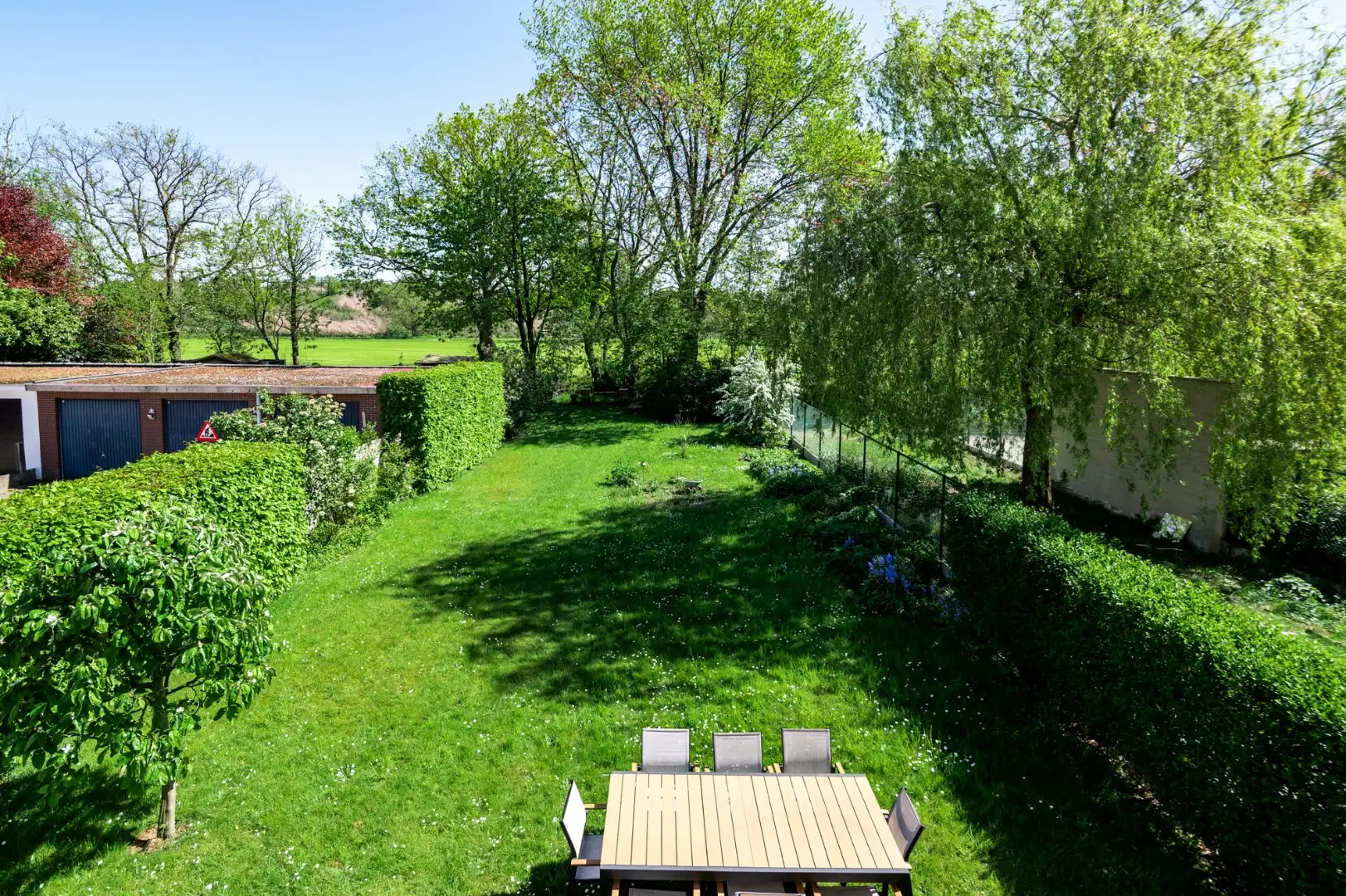 Splitlevel woning met tuin en zicht op natuurgebied! foto 13