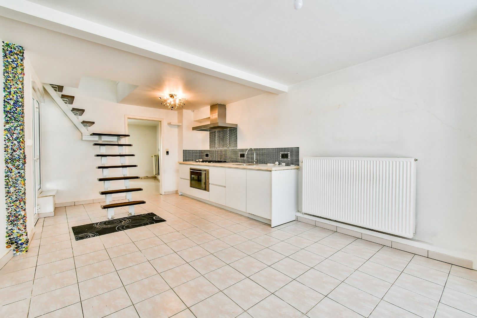 Gezellige woning met garage in het hart van Torhout! foto 6