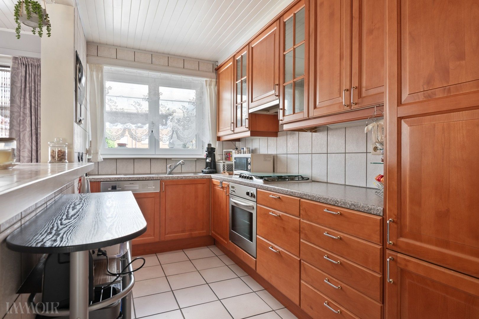 Charmante bel-etage met tuin en oprit nabij centrum Aartselaar. foto 11