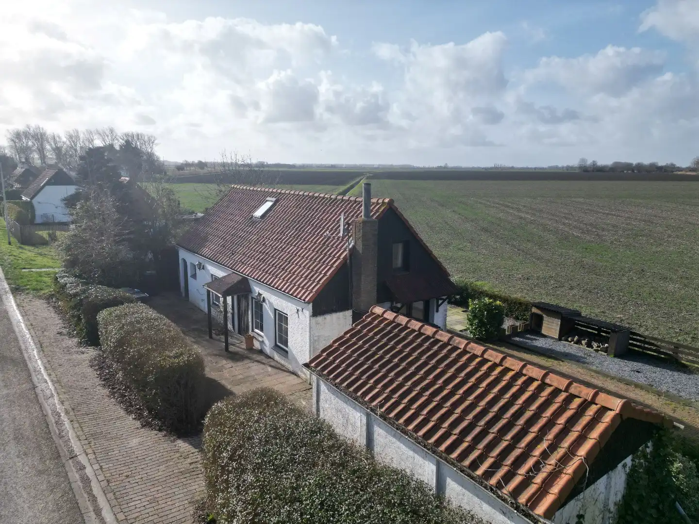 Charmante dijkwoning in het hart van de Zeeuwse polders (Slikkenburg) foto 3