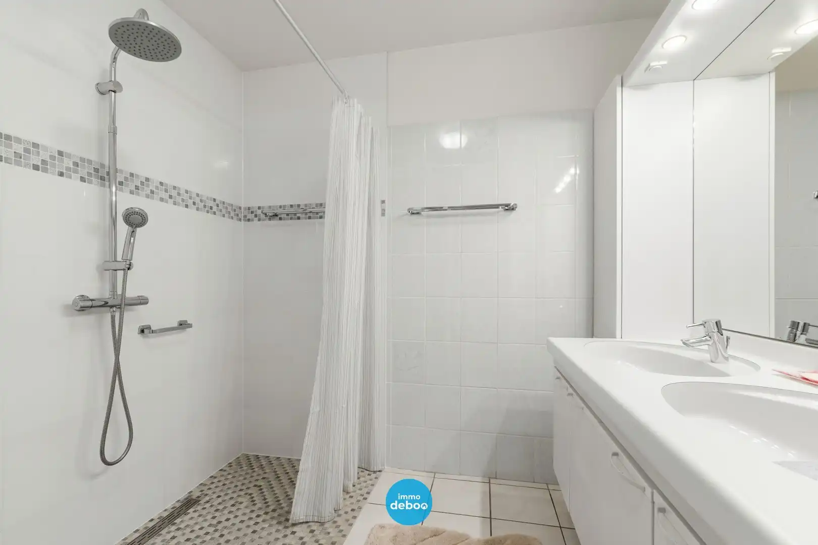 Lichtrijk appartement met prachtig open zicht foto 14