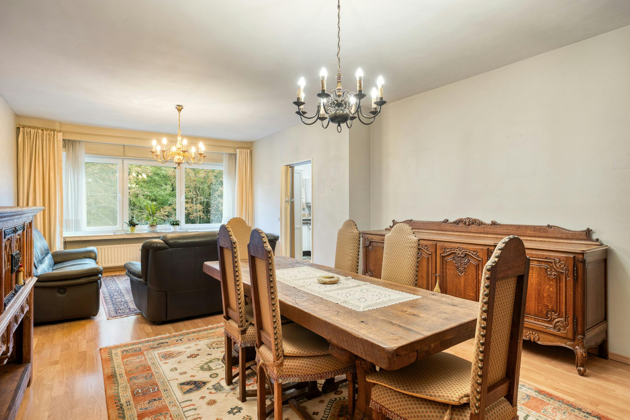 Appartement met 2  a 3slaapkamers en garage te koop in Hoevenen! foto 6