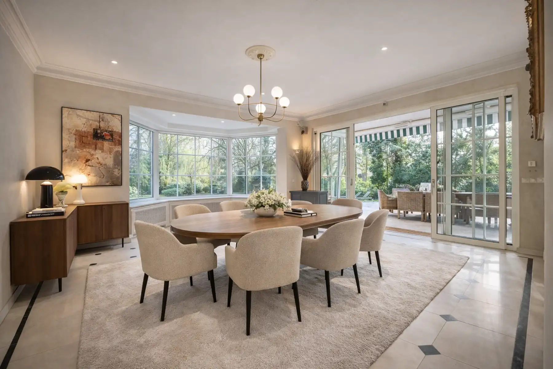 Unieke villa met 4 slpks, 3 bdks, riante garage & guesthouse foto 15