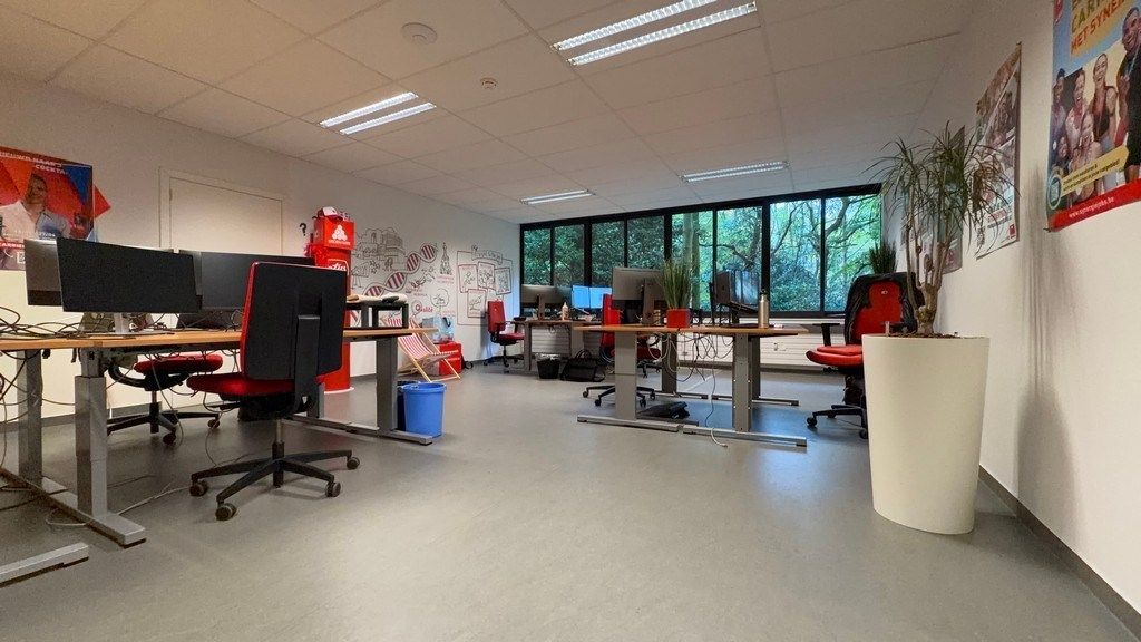 Gelijkvloerse kantoren te koop langs Singel in Antwerpen foto 12