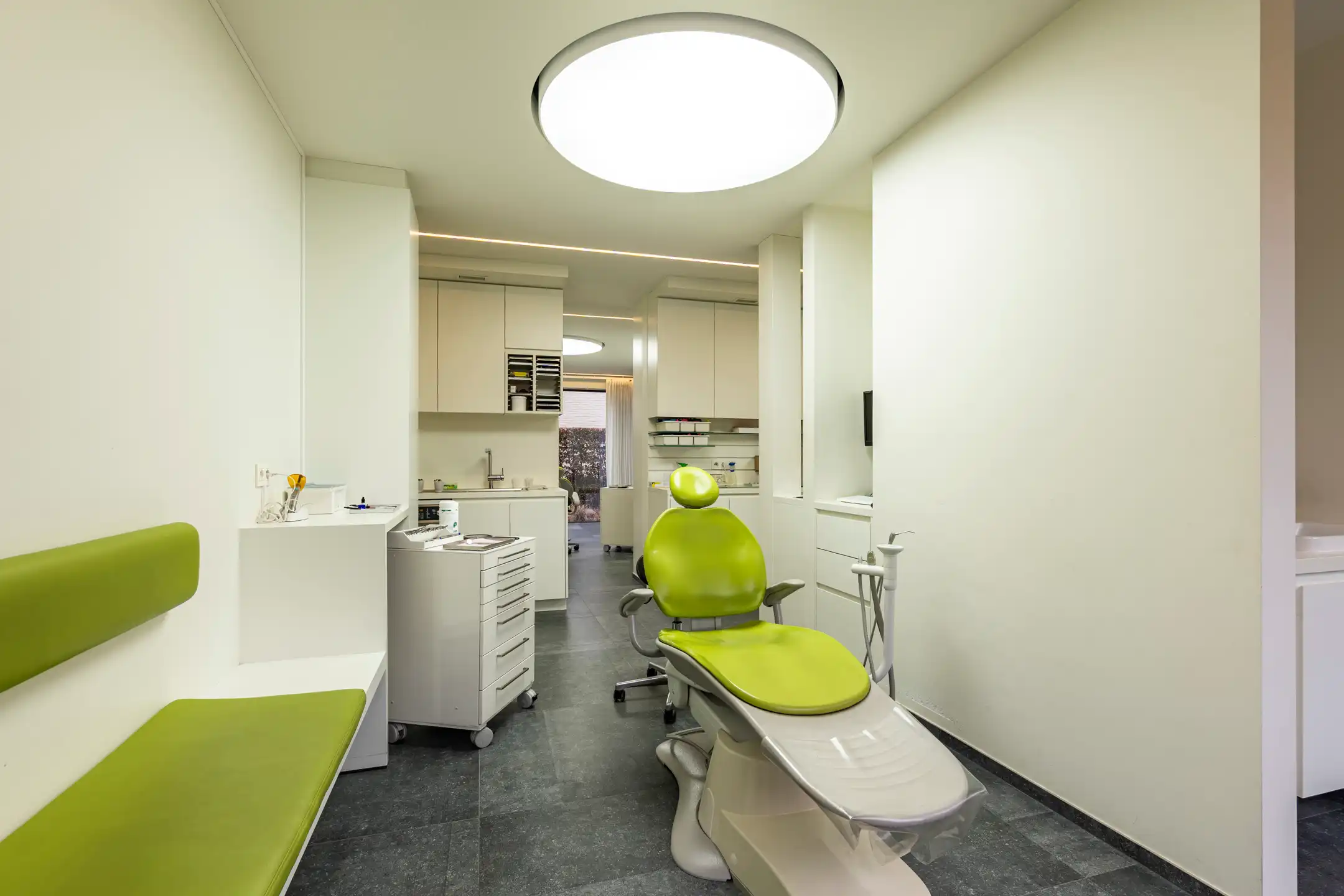 Gelijkvloerse praktijk in Schilde met functionele indeling foto 10