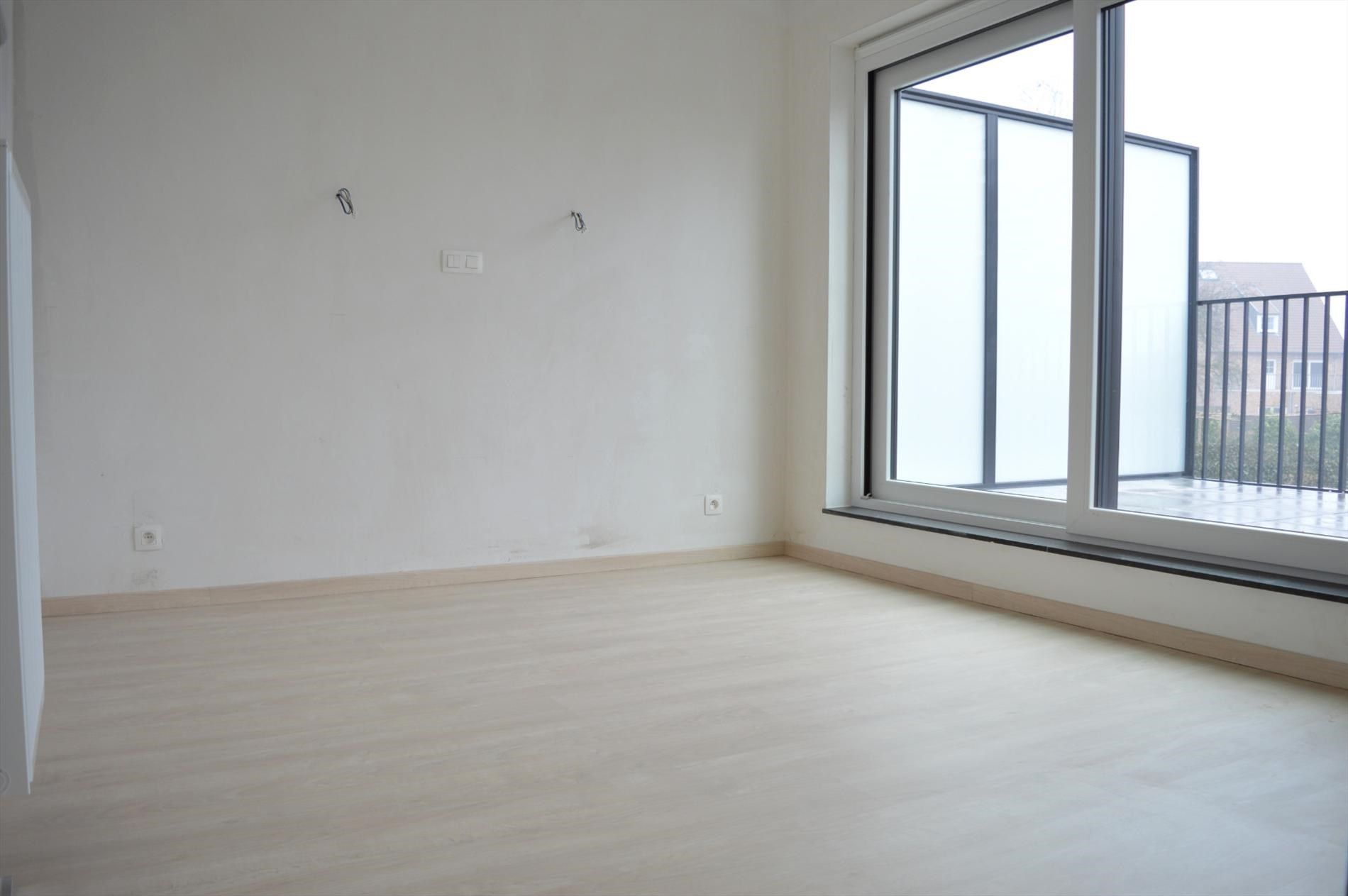 Instapklaar appartement met 2 slaapkamers op de 1e verdieping in Gullegem foto 9
