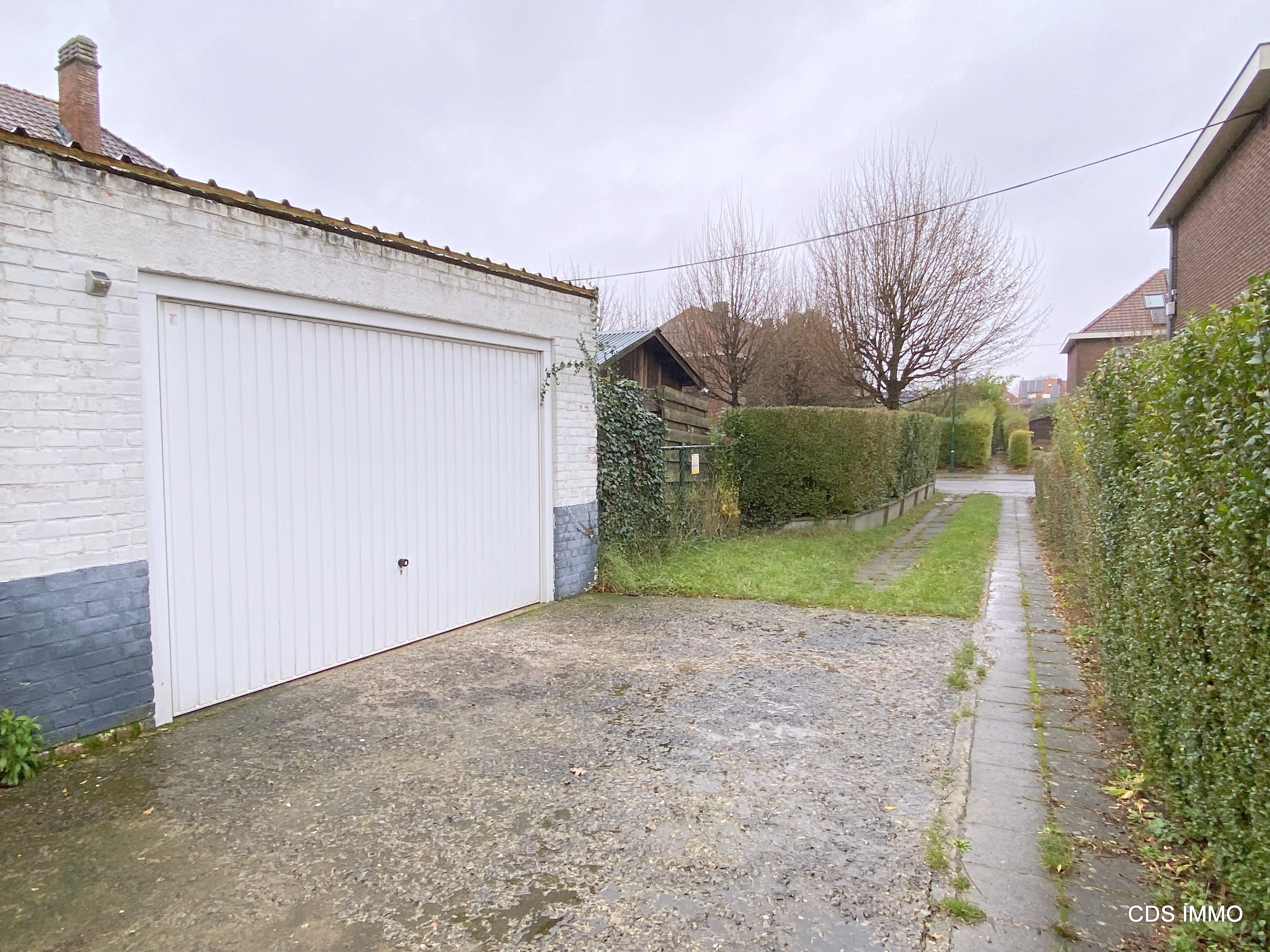 Instapklare rijwoning met garage foto 5