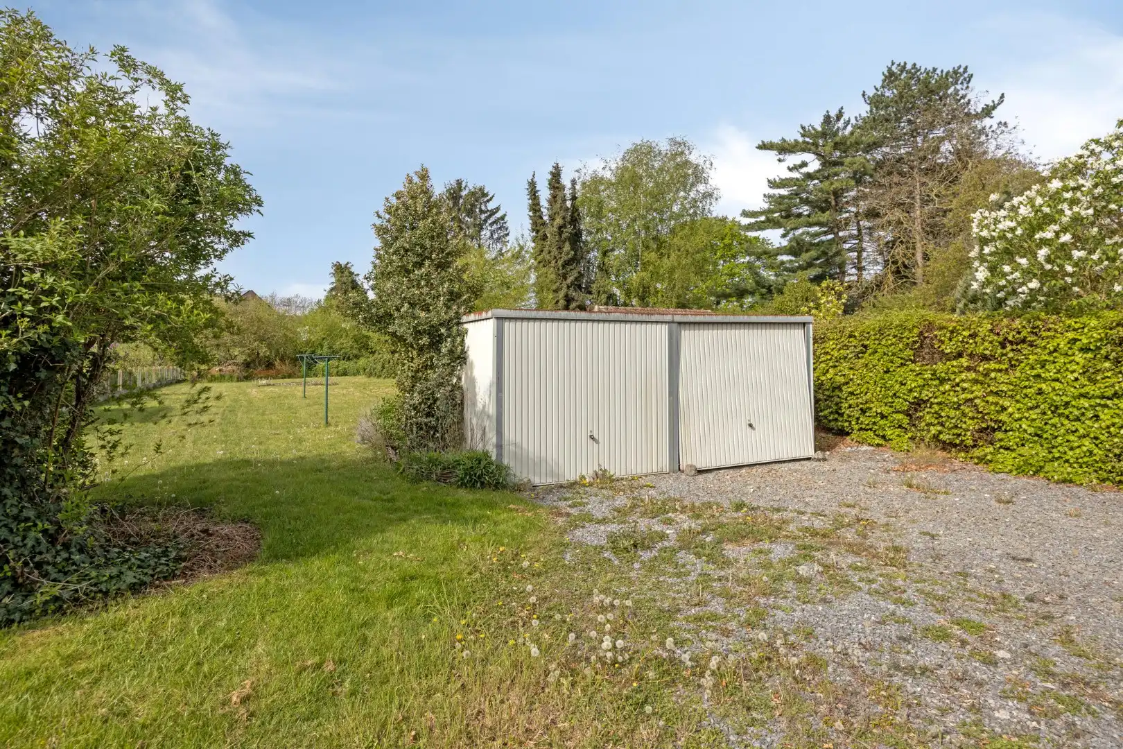 Woning met ruime tuin nabij centrum Lennik foto 11