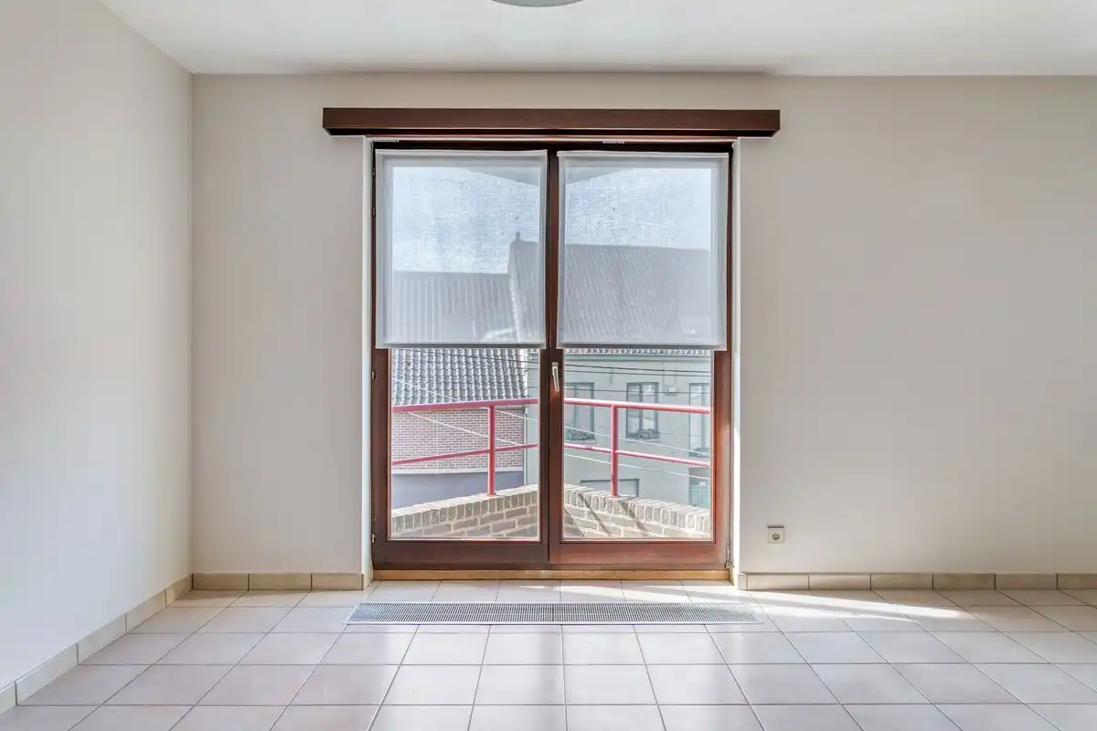 Appartement met 2 slaapkamers en garage. foto 7