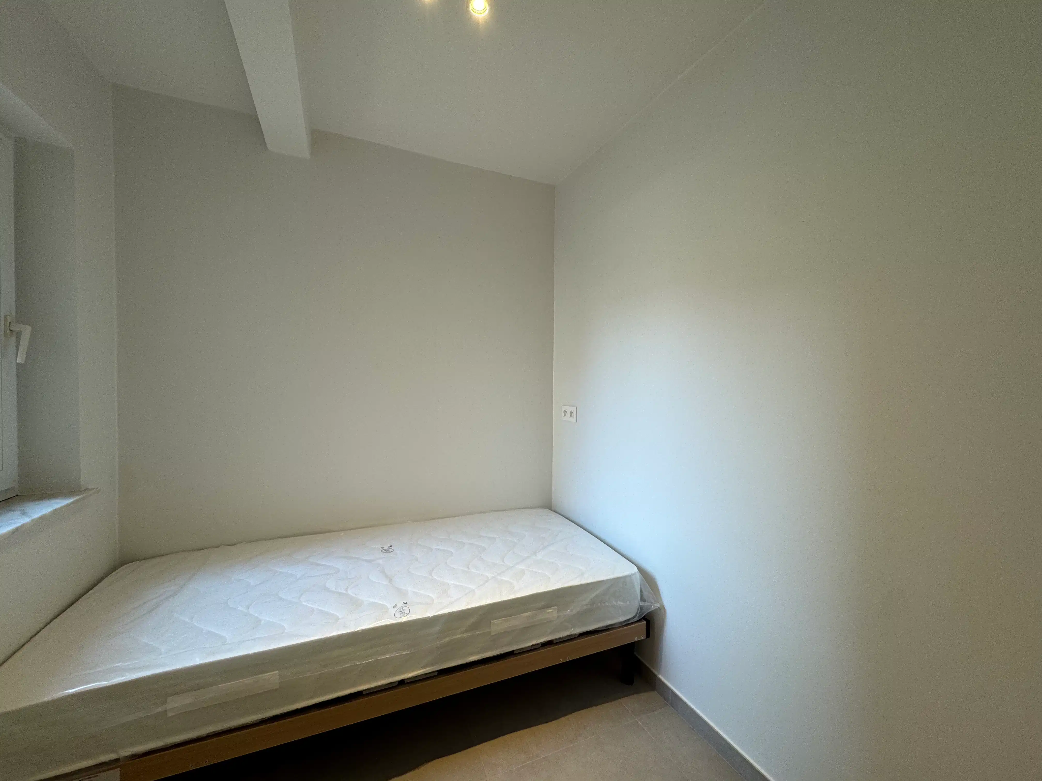 Verfijnd heringericht appartement met zicht op zee foto 9