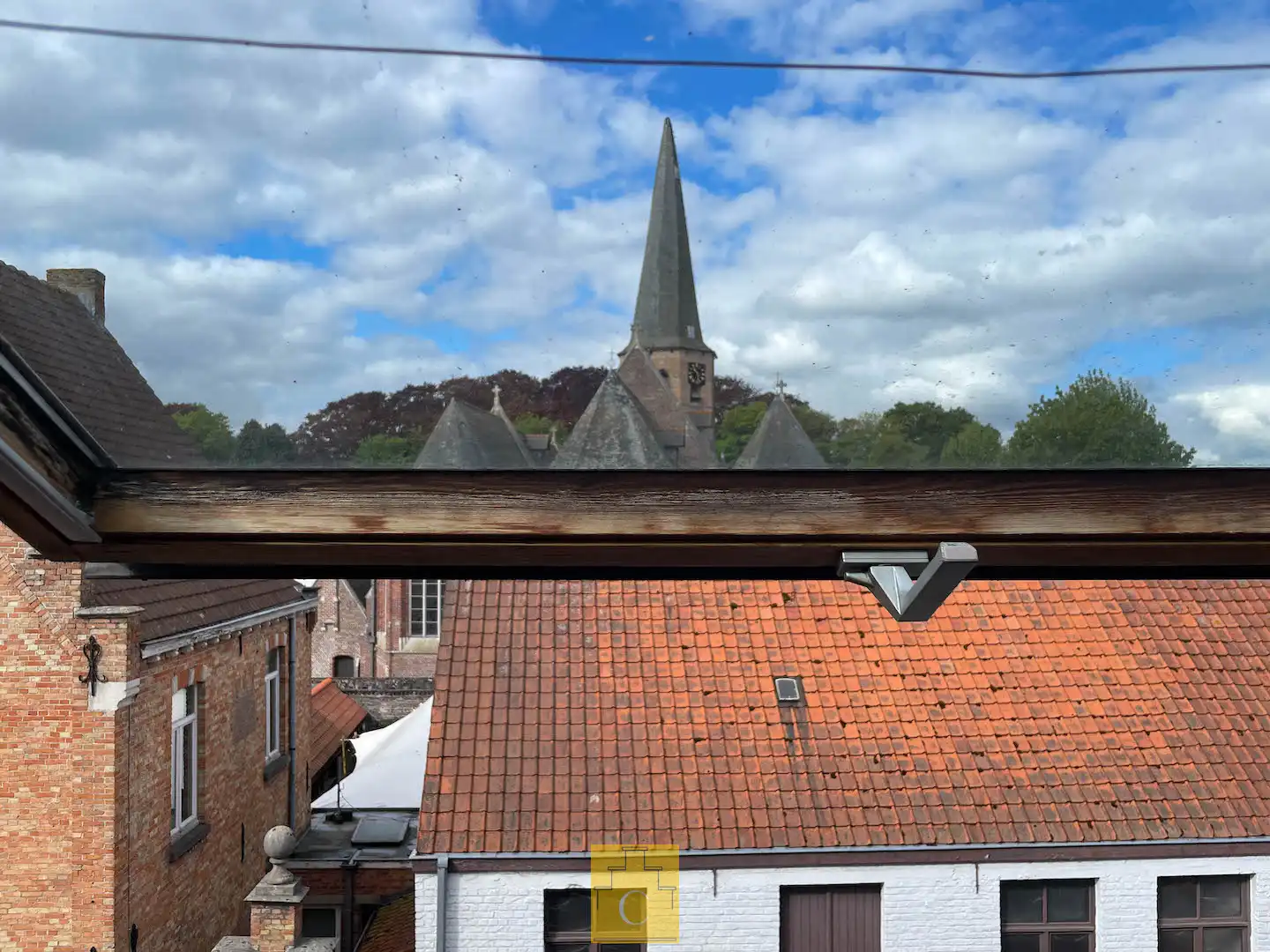 Ruim handelspand met duplexwoonst in het centrum van Loppem foto 24