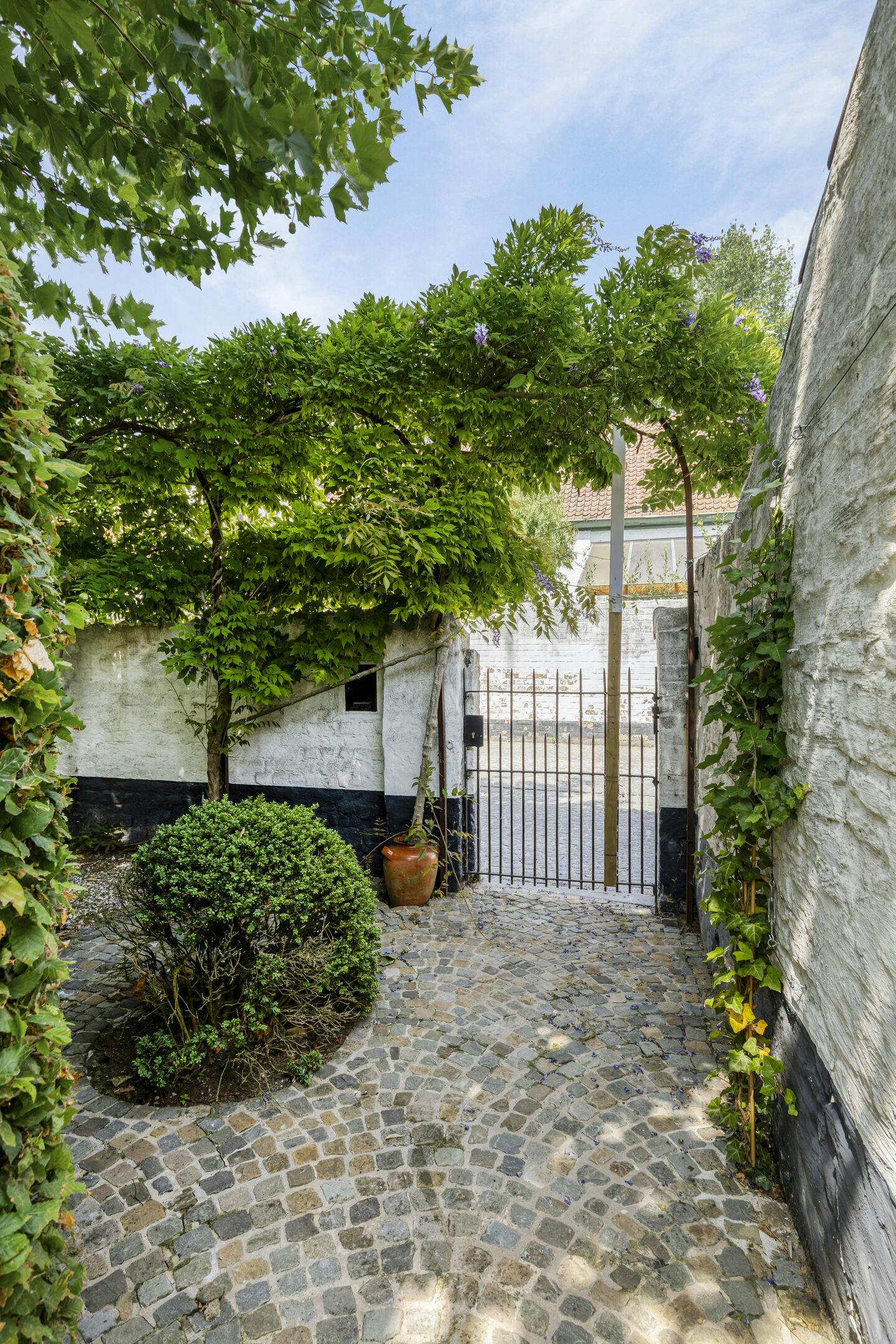 Uitzonderlijk huis in hartje Damme foto 20