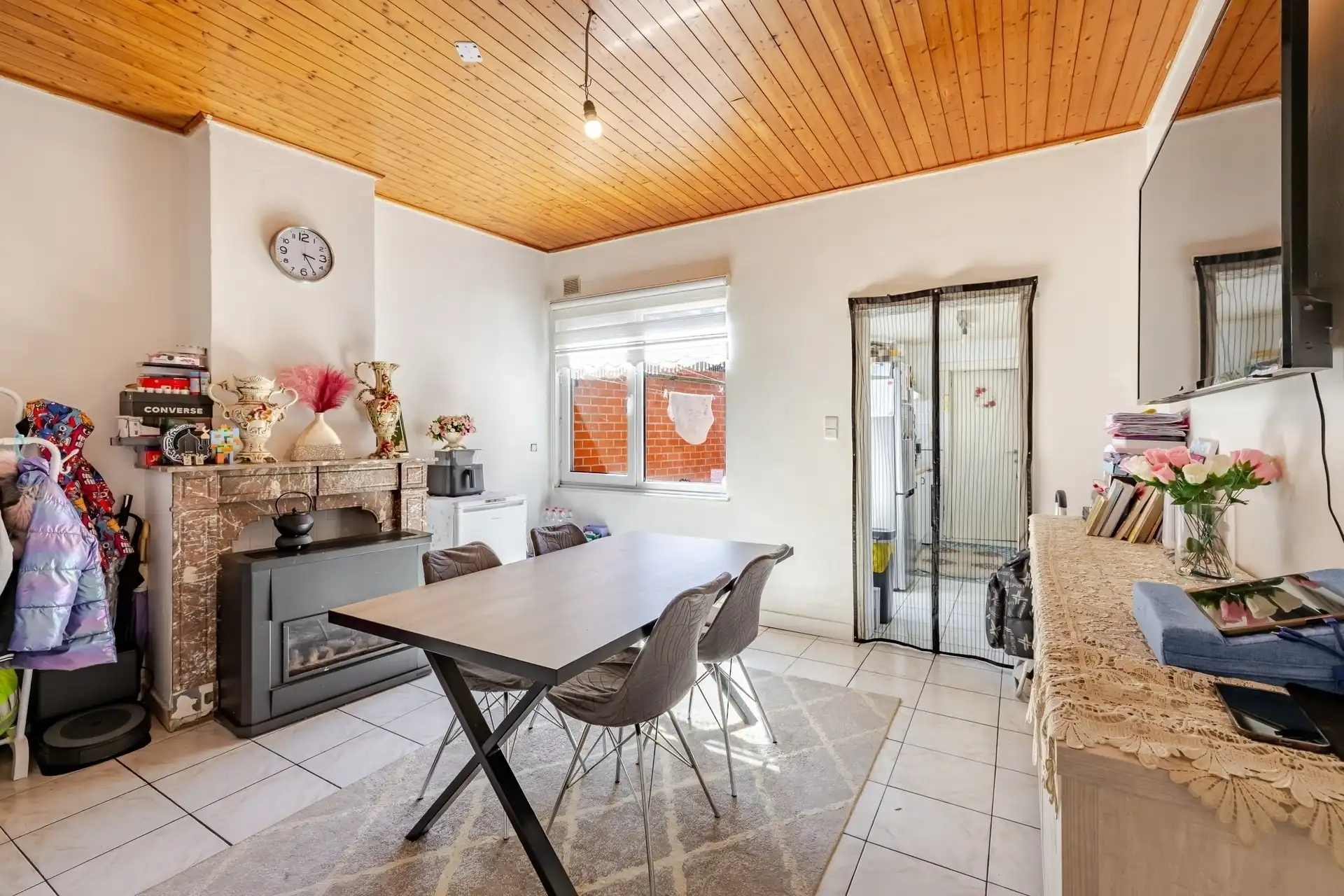 Interessante rijwoning met 2 slaapkamers in centrum Wetteren foto 10