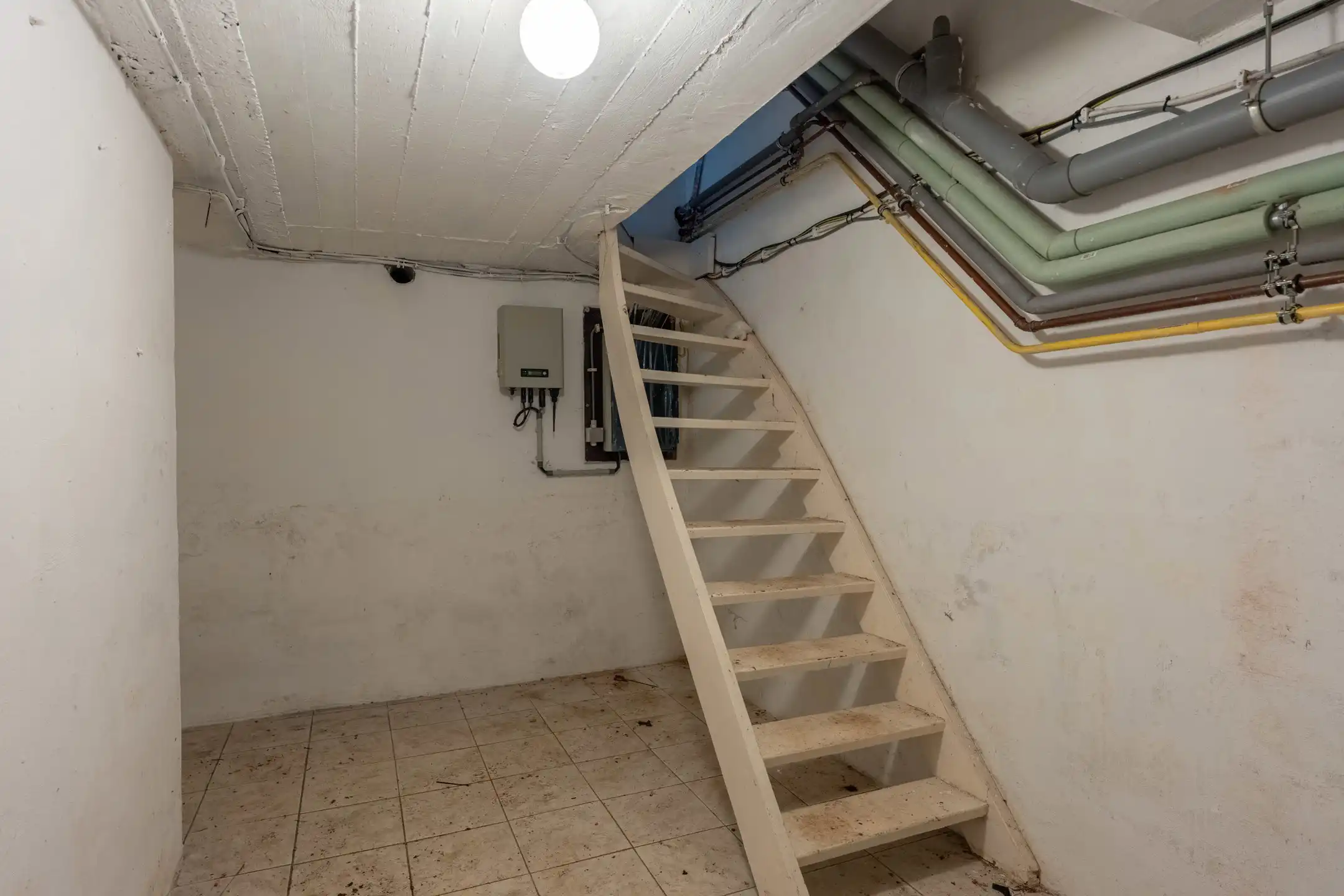Op te frissen 2slpk-woning op gunstige locatie te Turnhout foto 32
