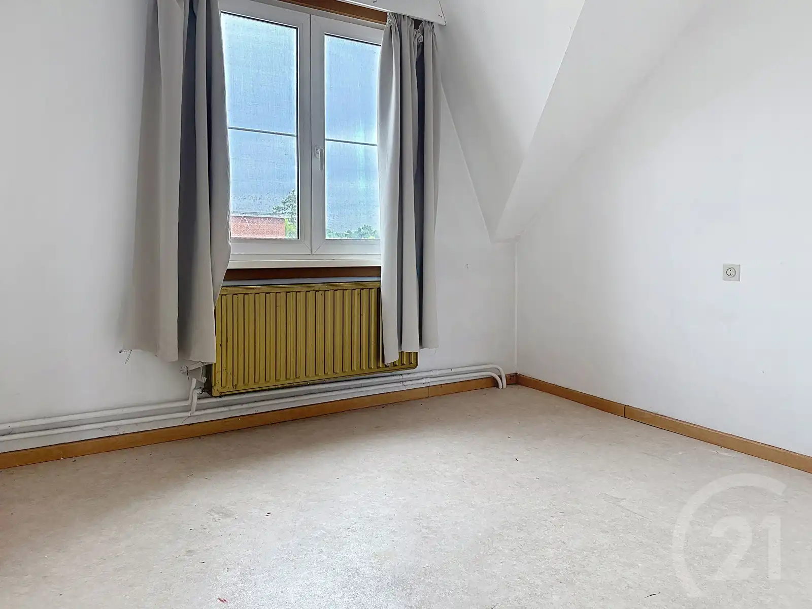 Zeer ruim appartement te koop in het centrum van Ramsel! foto 19