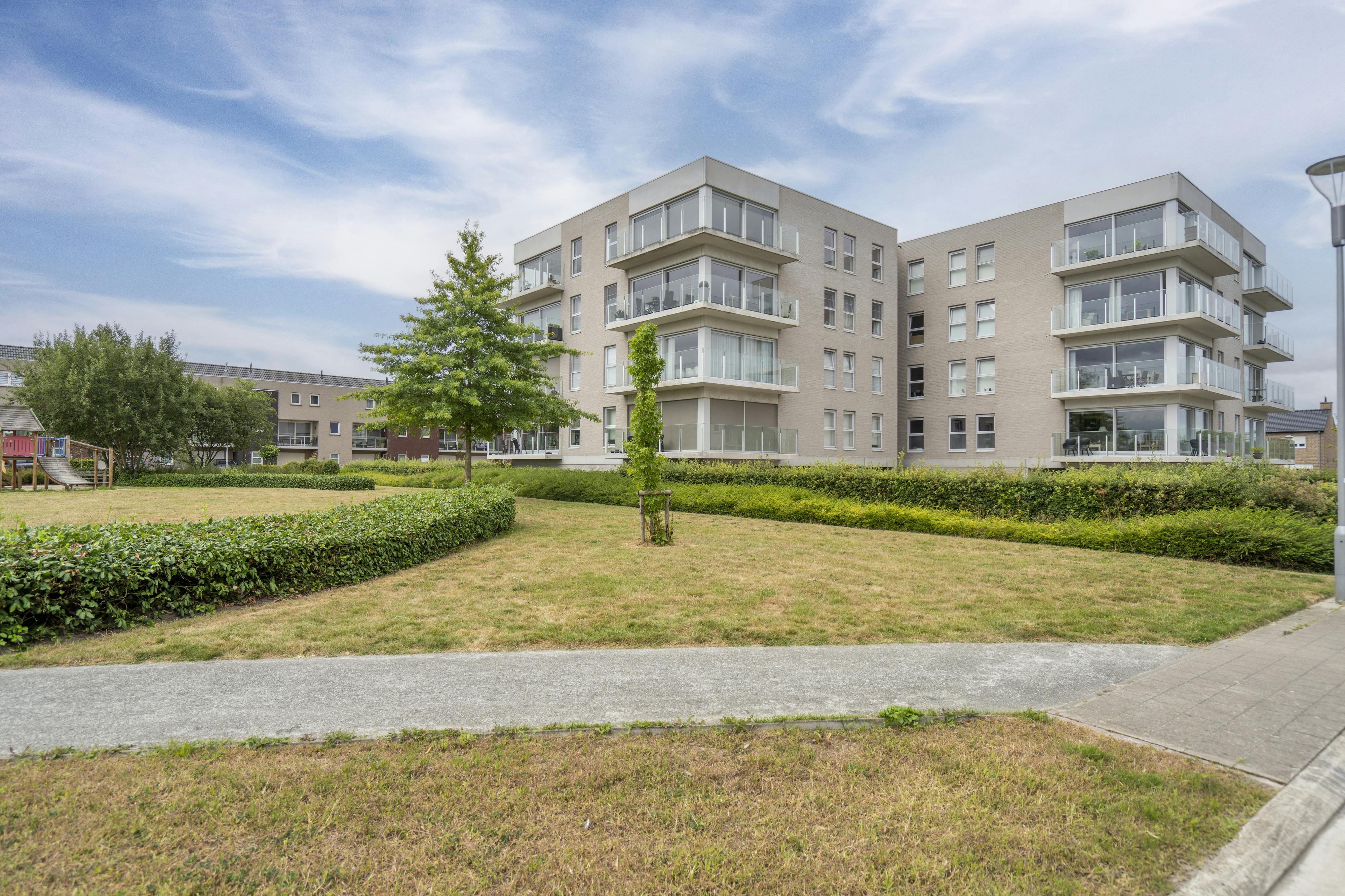 Uniek appartement op rustige ligging te huur in Heule foto 25