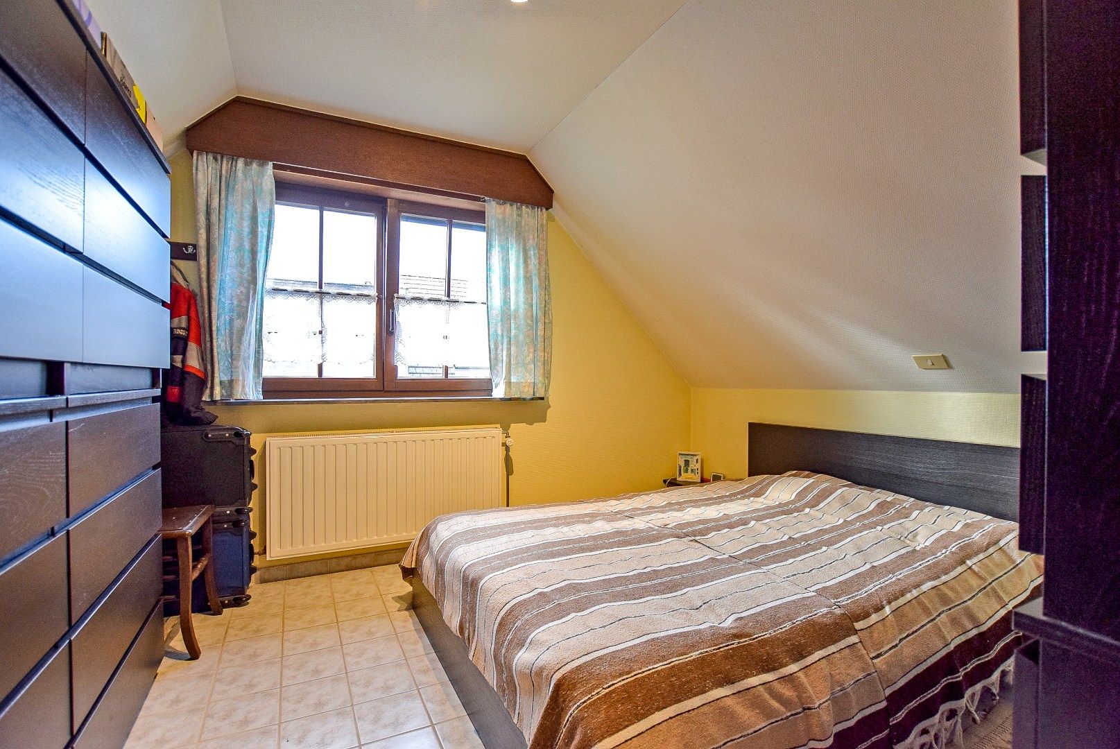 Prachtig alleenstaande woning op 1198m² te centrum Veurne! foto 11