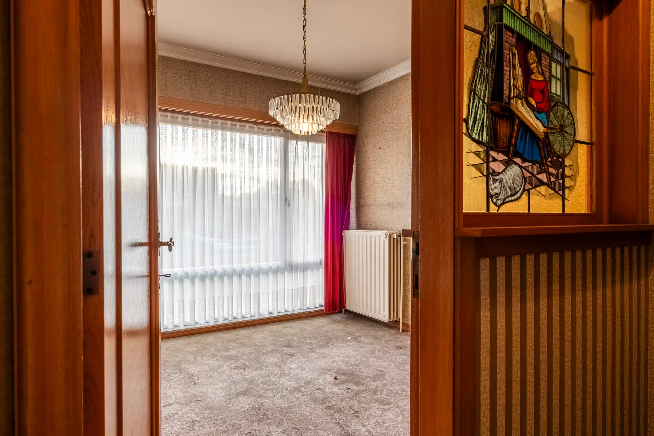 Te renoveren villa met weiland en verkavelingspotentieel foto 9