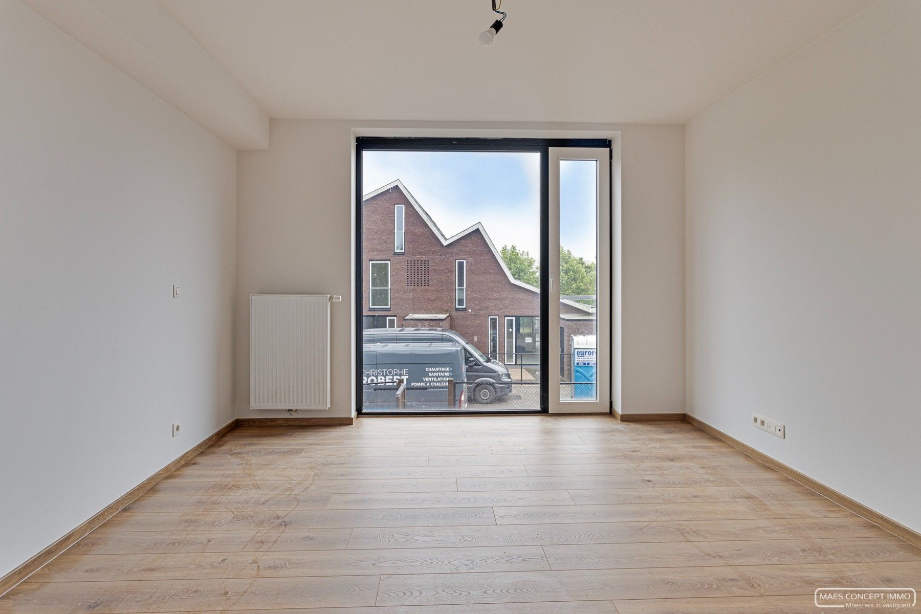 Nieuwbouwwoning te koop in centrum Outrijve foto 8