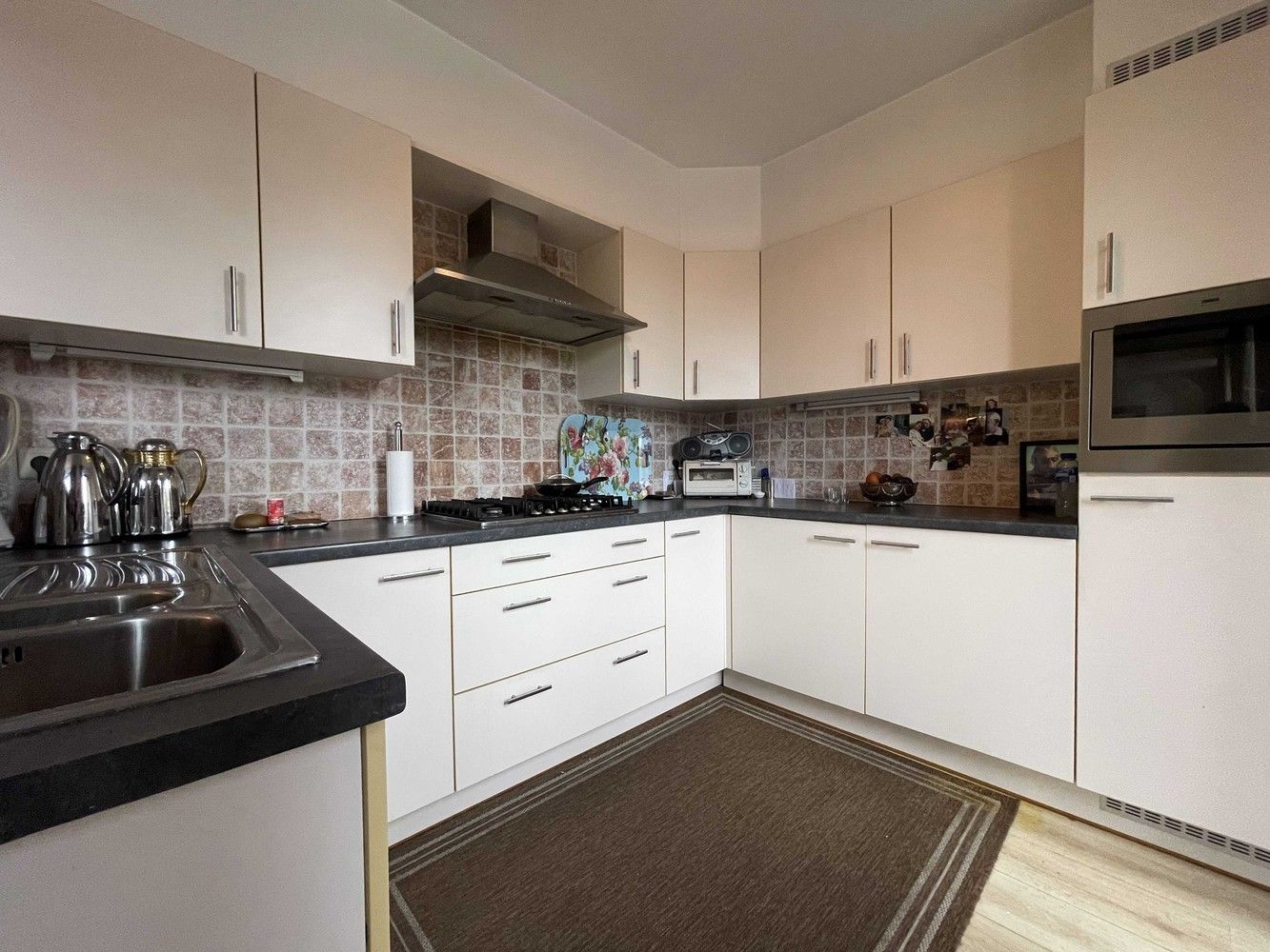 Investeringspand op vierde verdieping van exclusief gebouw in het hart van Genk. foto 4