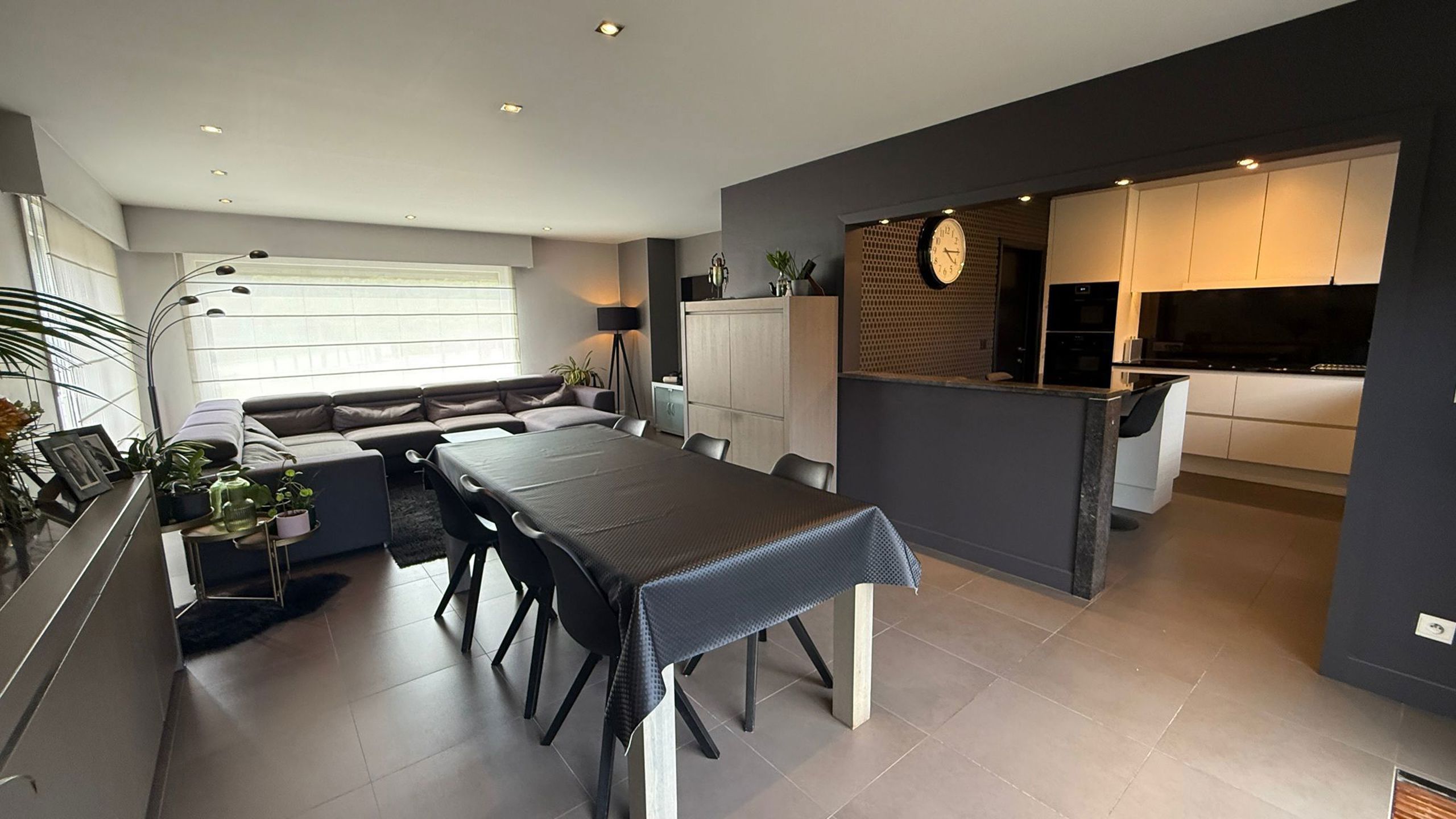 Volledig gerenoveerde woning foto 4