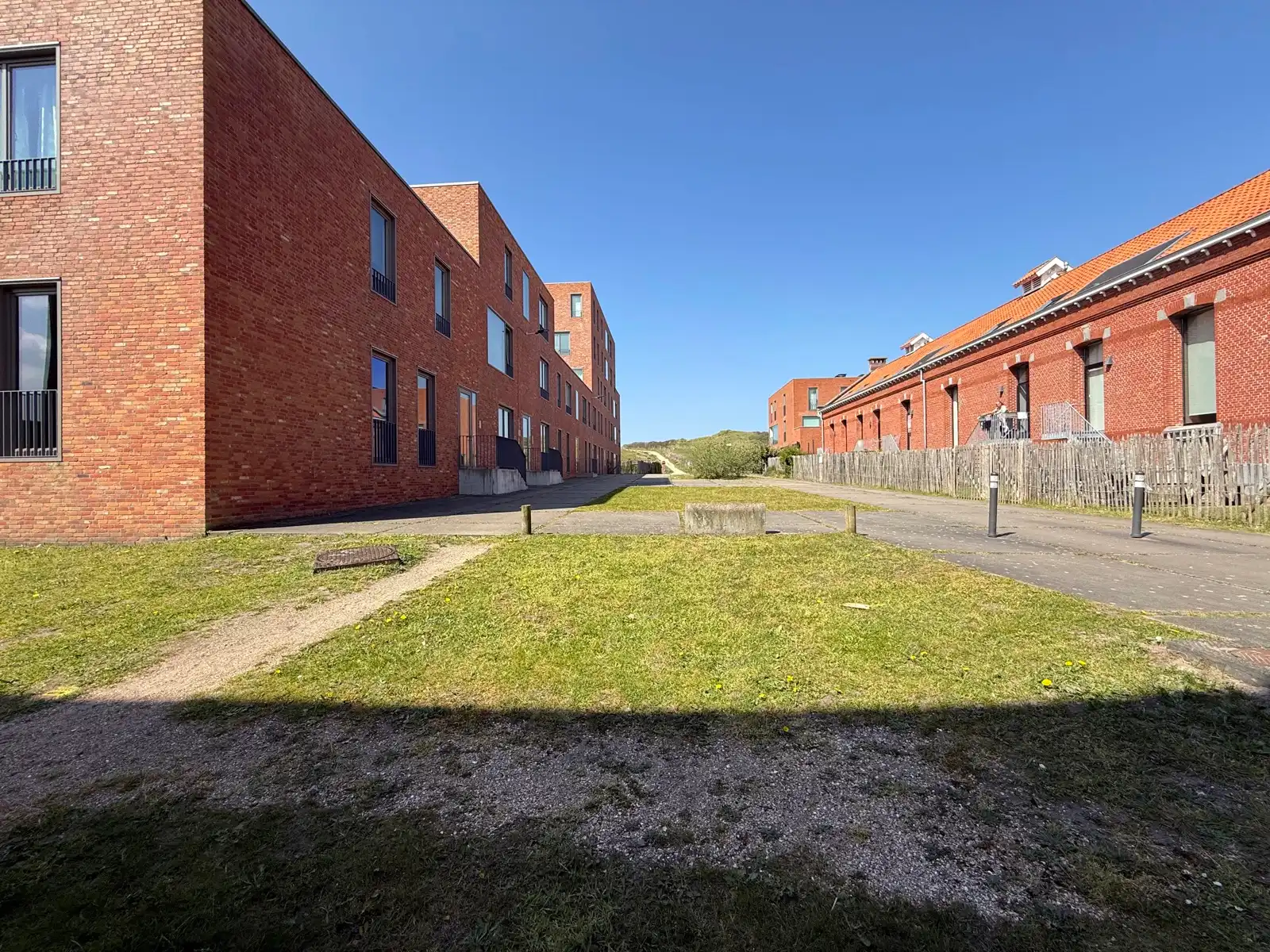 Tuinappartement met 2 slaapkamers nabij de zee en het strand foto 25