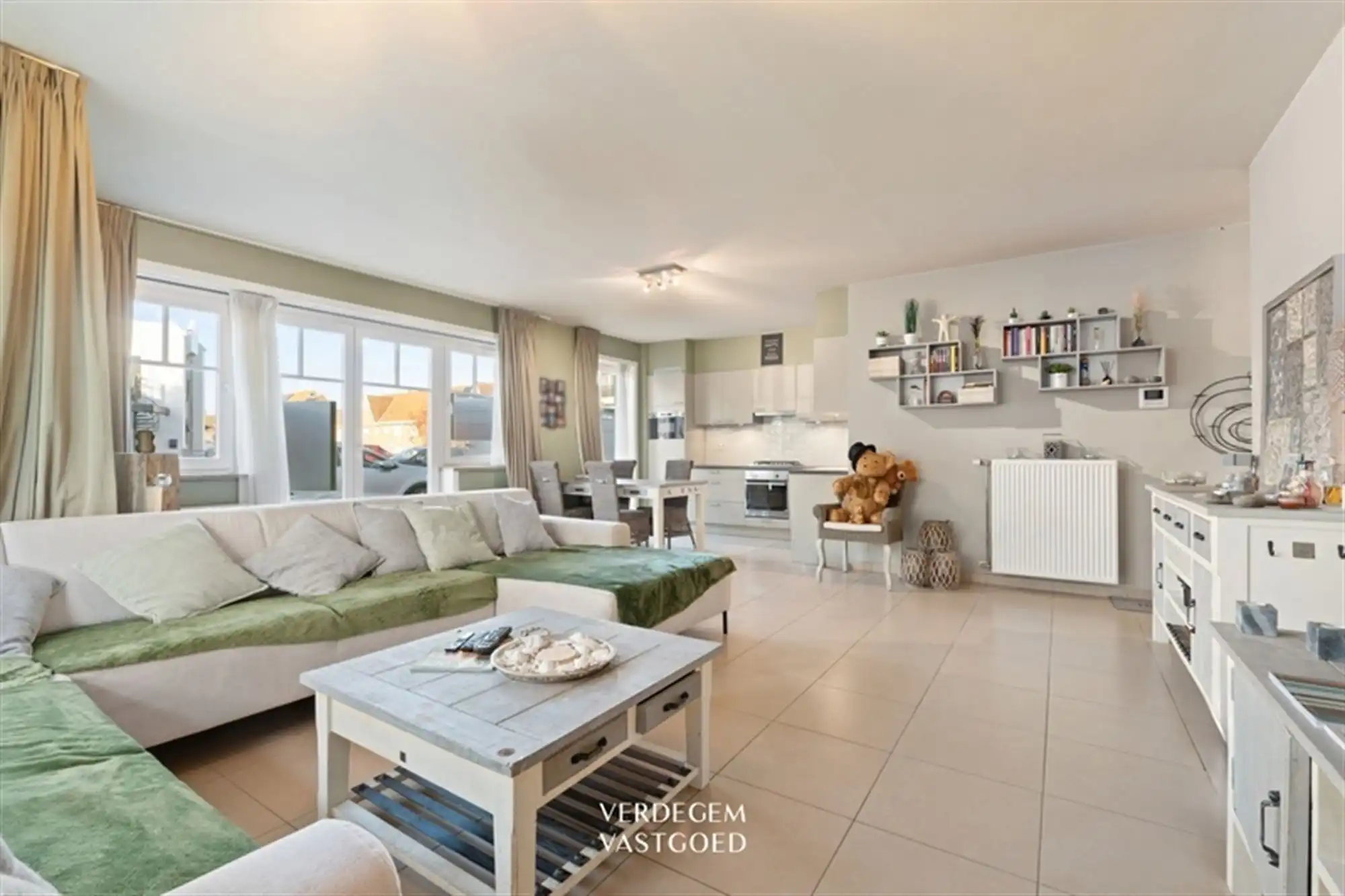 Wonen aan zee: modern en ruim gelijkvloers appartement met 2 terrassen foto 2