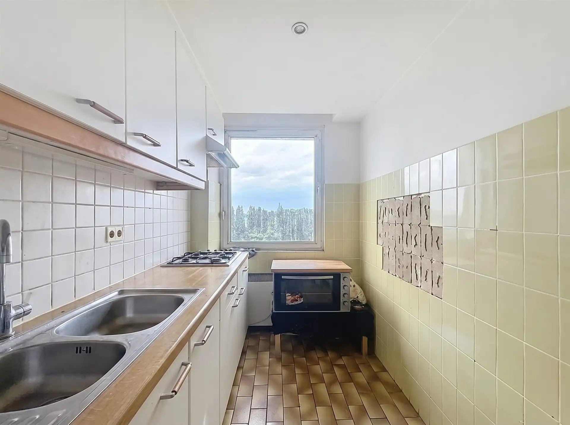 Instapklaar appartement met 2 slaapkamers en garage op toplocatie in Linkeroever! foto 12