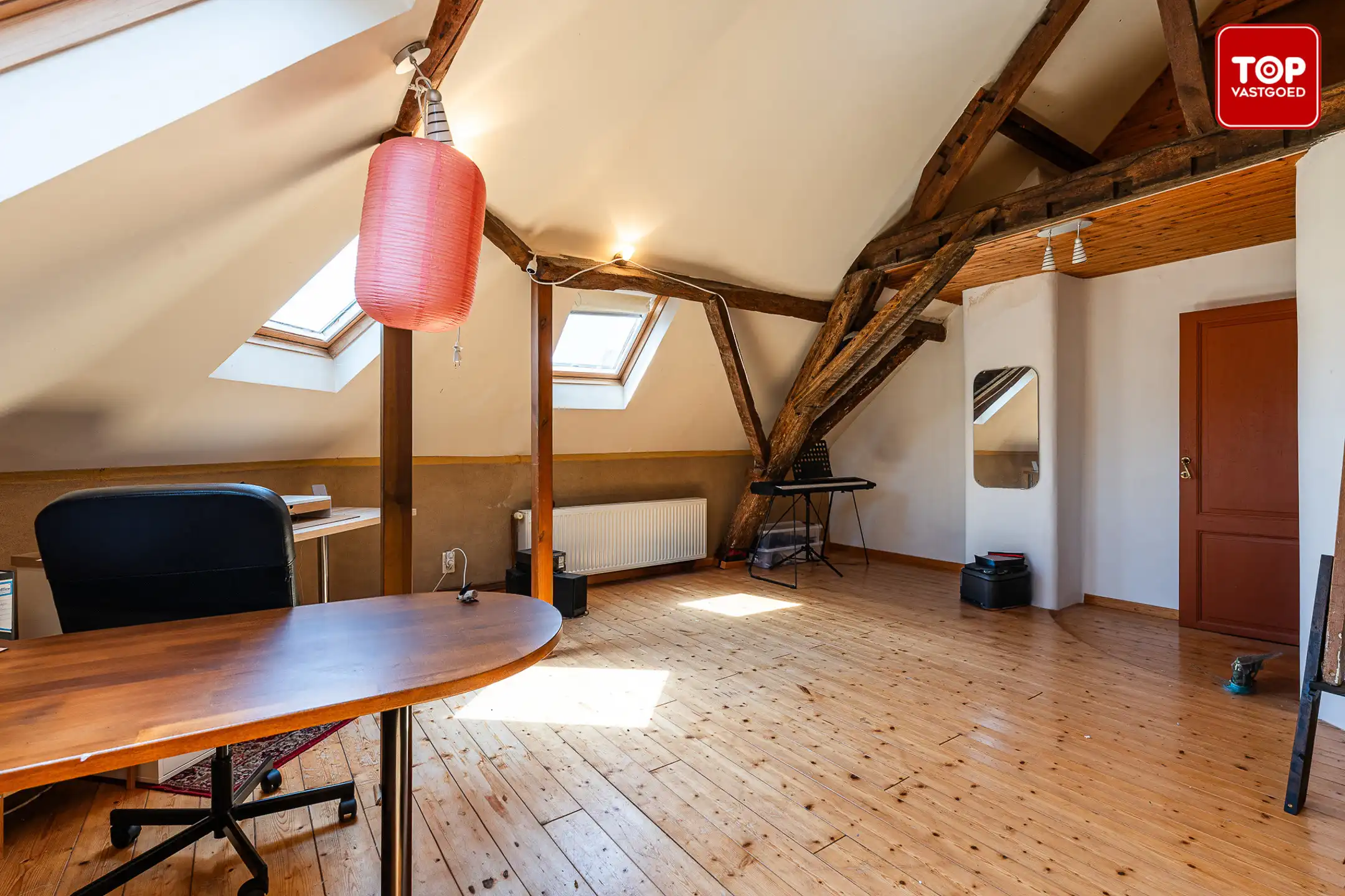 Charmante hoekwoning met 2 slaapkamers nabij centrum Gent foto 23