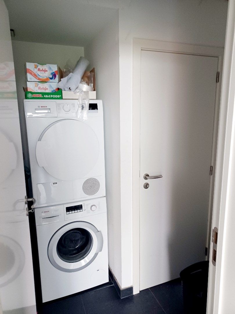 Gelijkvloers appartement met 3 slaapkamers, 2 badkamers, groot terras en tuin.   foto 17