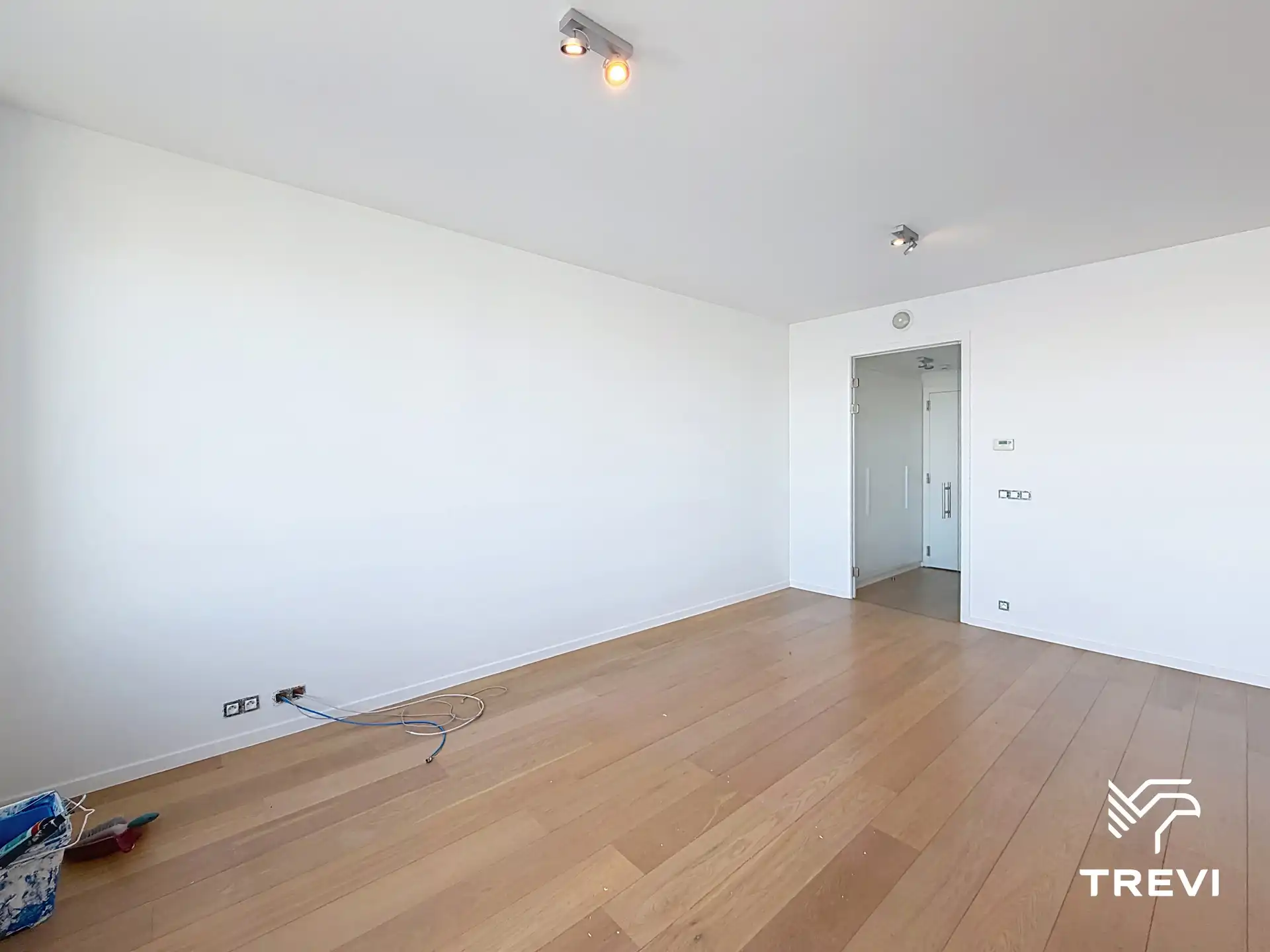 BRUSSEL, Schitterend 2-slaapkamerappartement Upsite-toren! foto 3