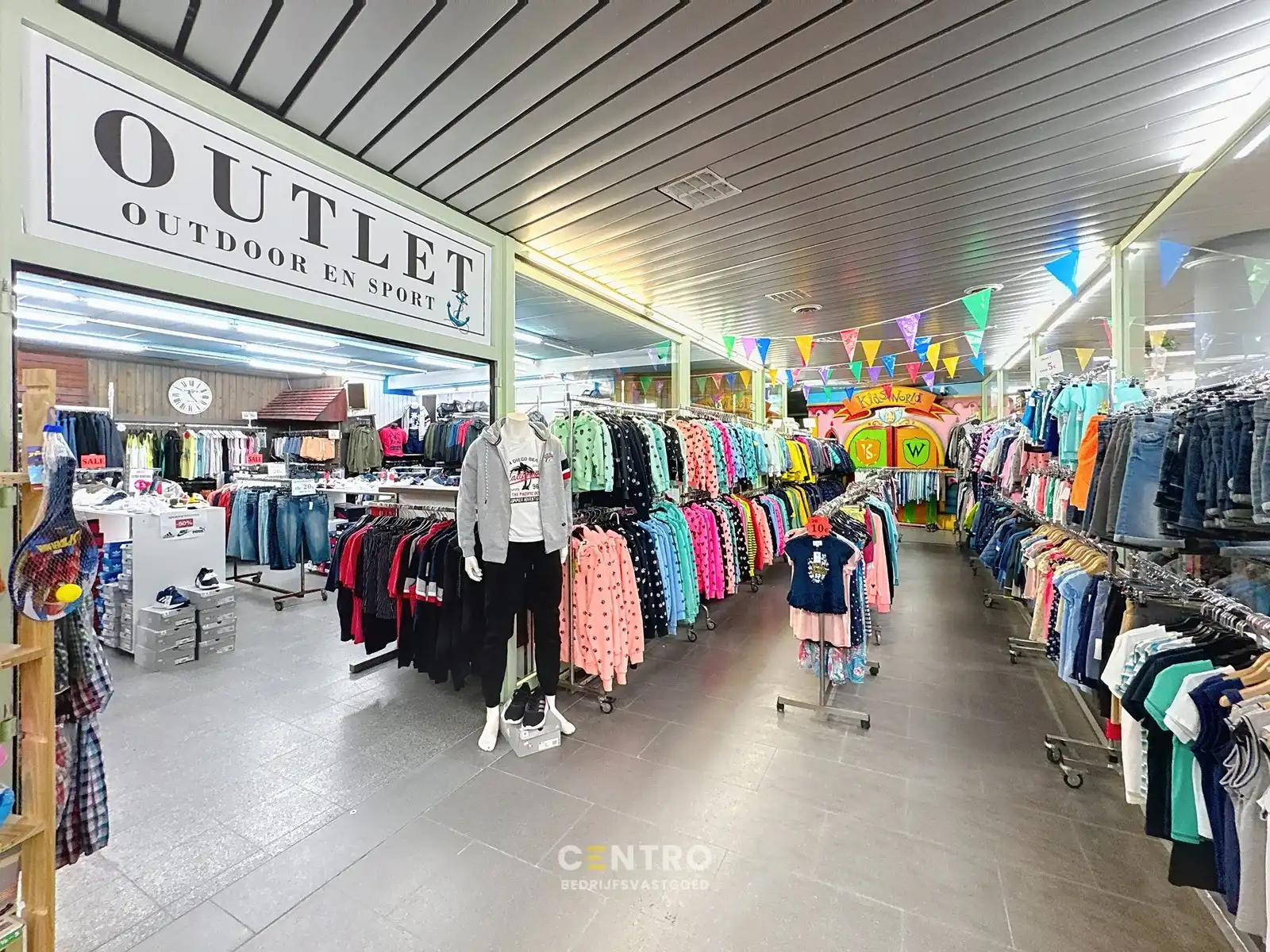 Verhuurd handelspand (650m²) langs de Zeedijk, inclusief 3 studio's! foto 9