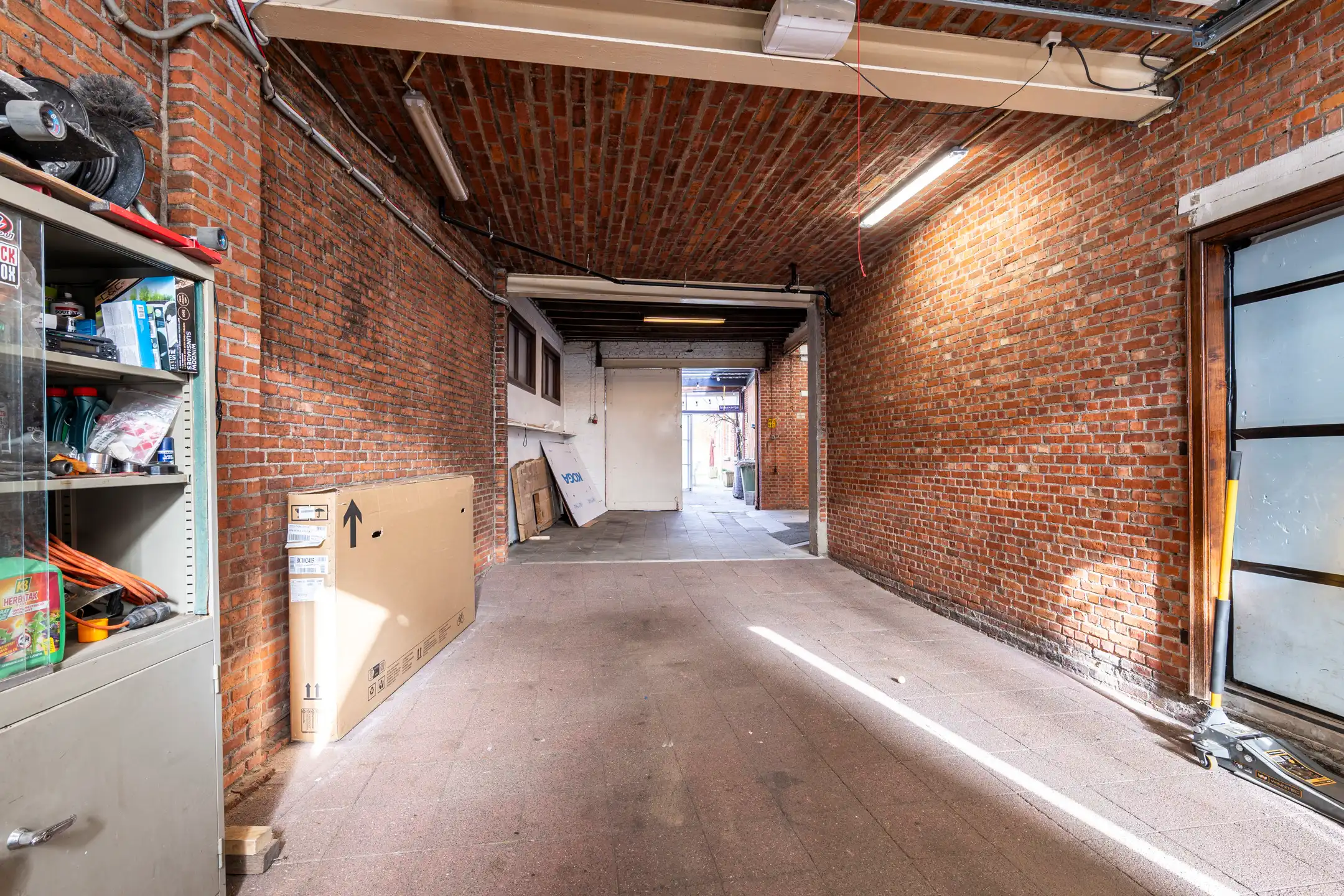 Handelswoning in centrum Weelde op 1.090 m² grond foto 10