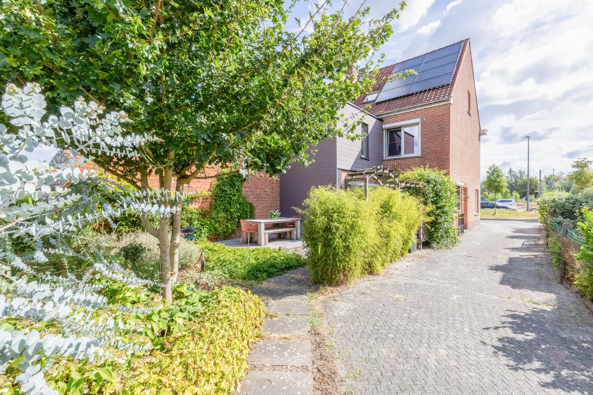 Halfopen bebouwing met een prachtig uitzicht foto 2