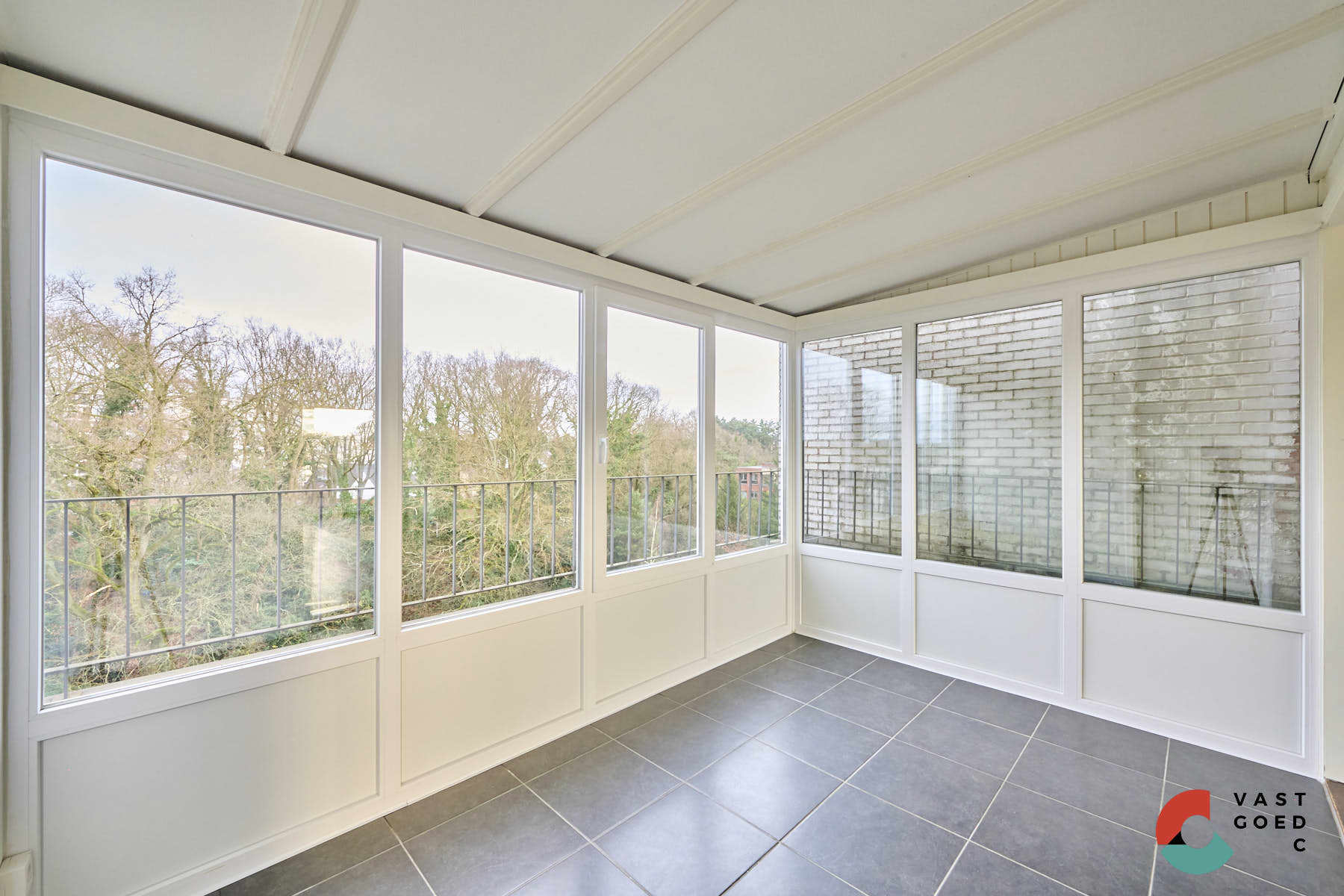 Prachtig dakappartement in Genk met ruim zonneterras foto 5
