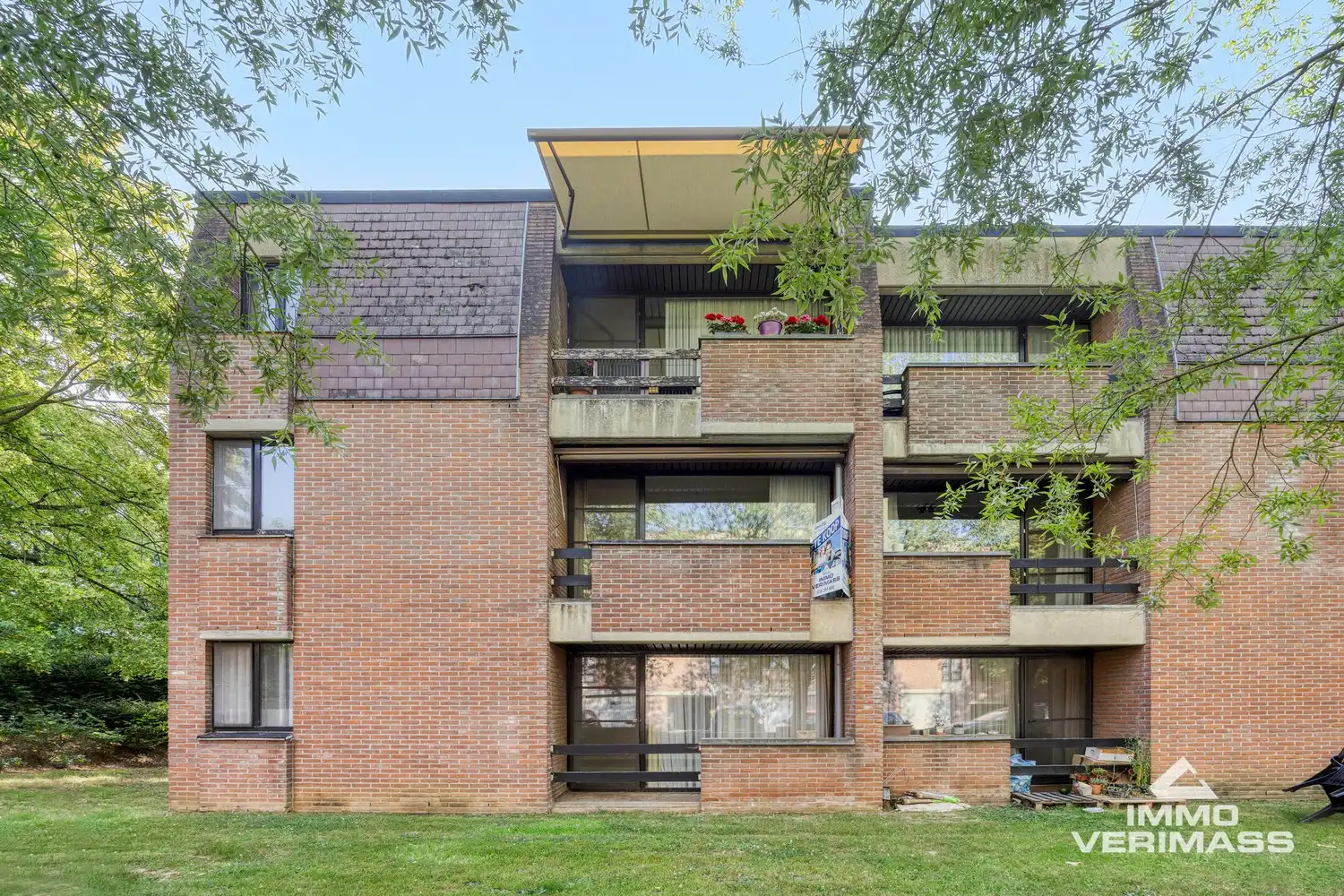 Instapklare, gerenoveerde serviceflat in een rustige en groene omgeving foto 17