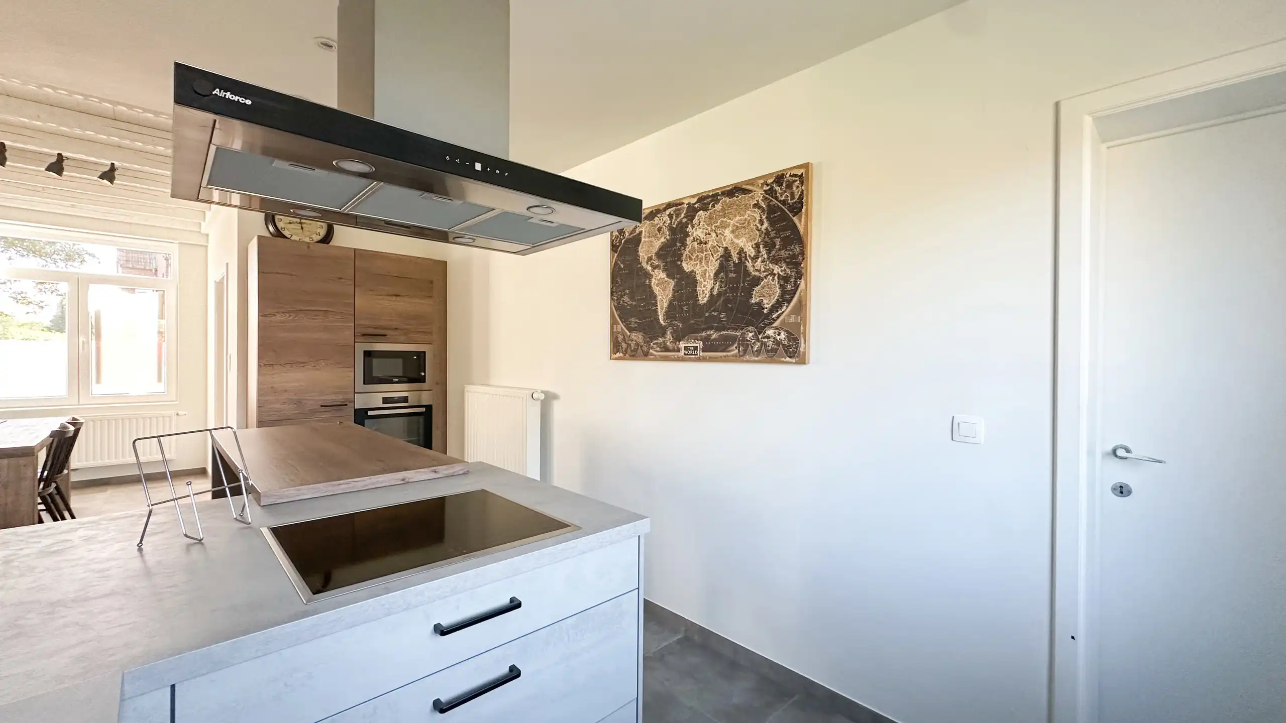 Charmante woning met 2 slaapkamers en een polyvalente ruimte foto 13