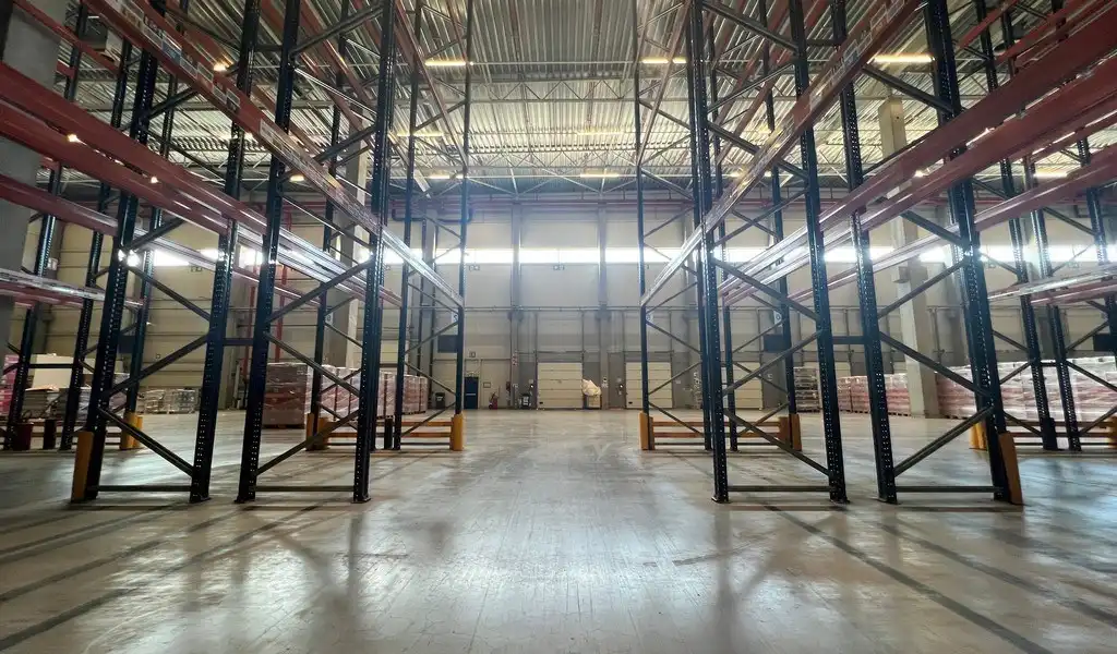 Opslagruimte te huur in industriezone Kluizendok II te Evergem foto 6