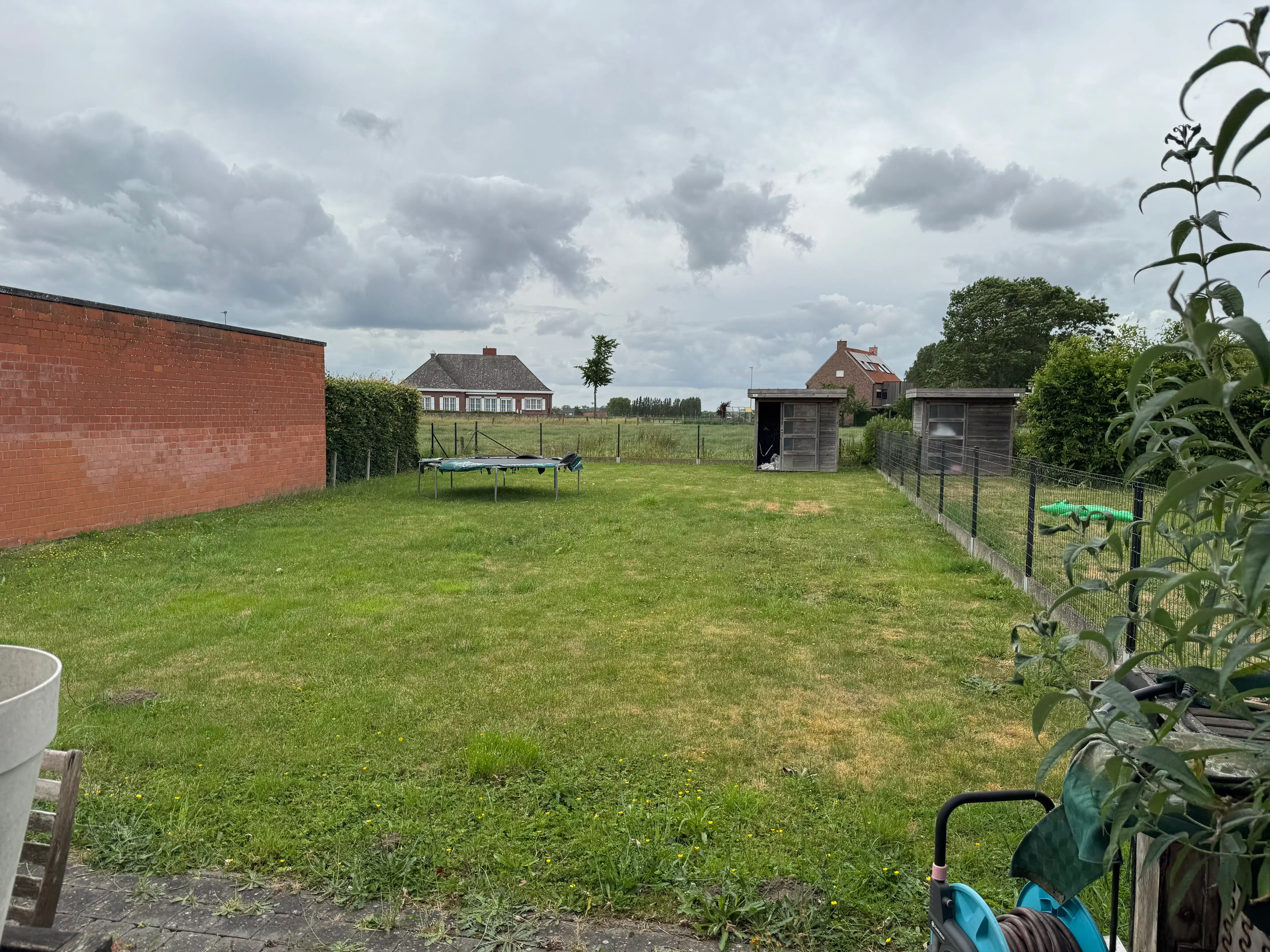 Ruime halfopen bebouwing met grote tuin in Vinkt foto 11