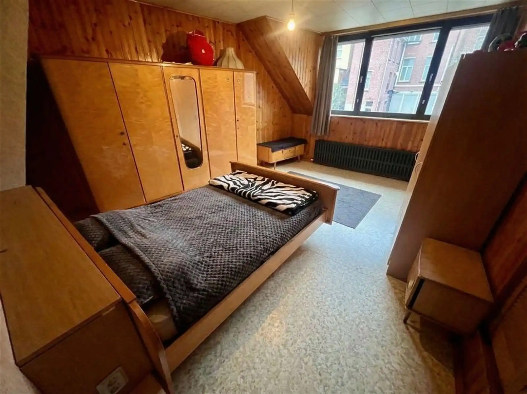 Hoekwoning nabij het centrum foto 15