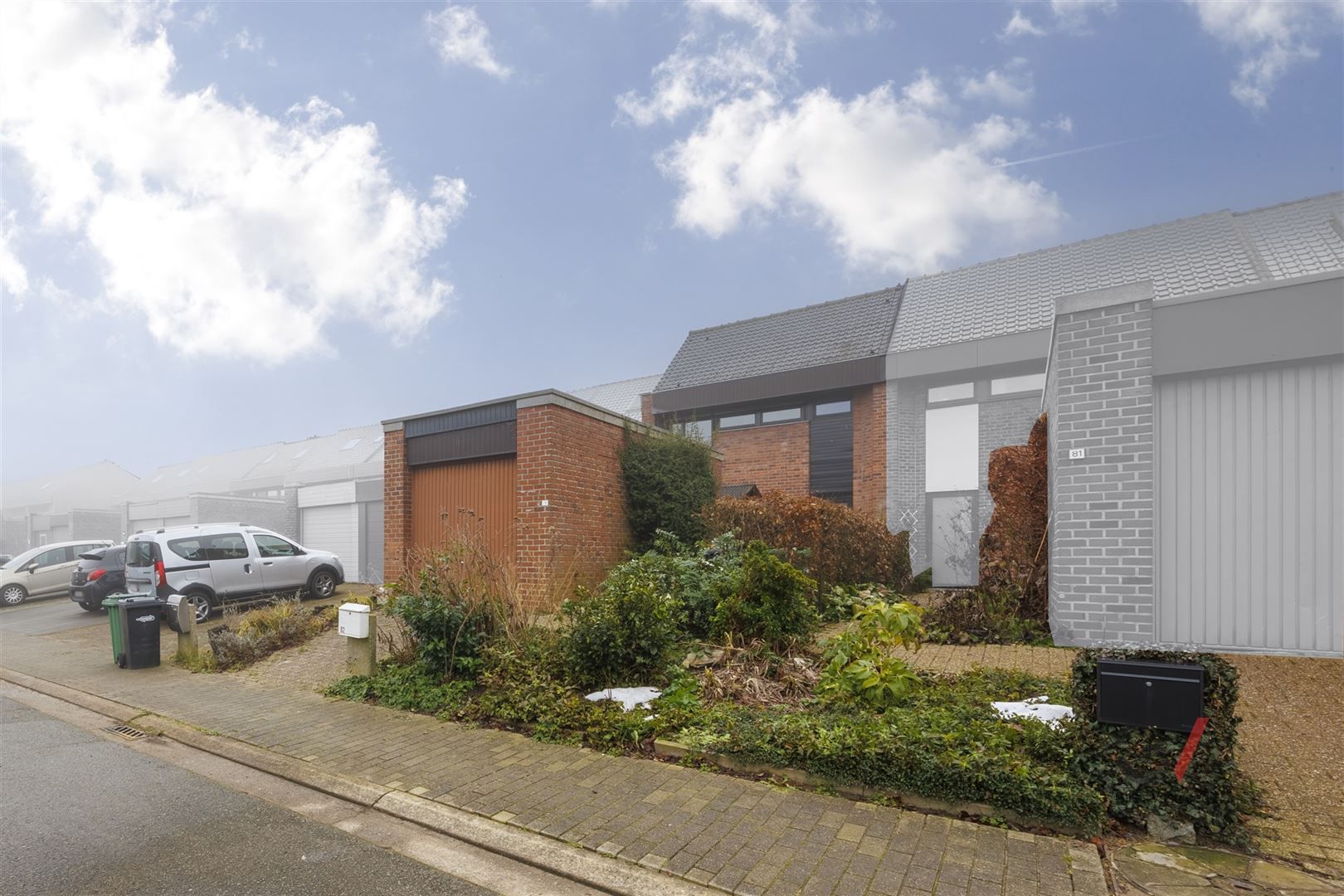 Charmante woning met ruime tuin foto 2