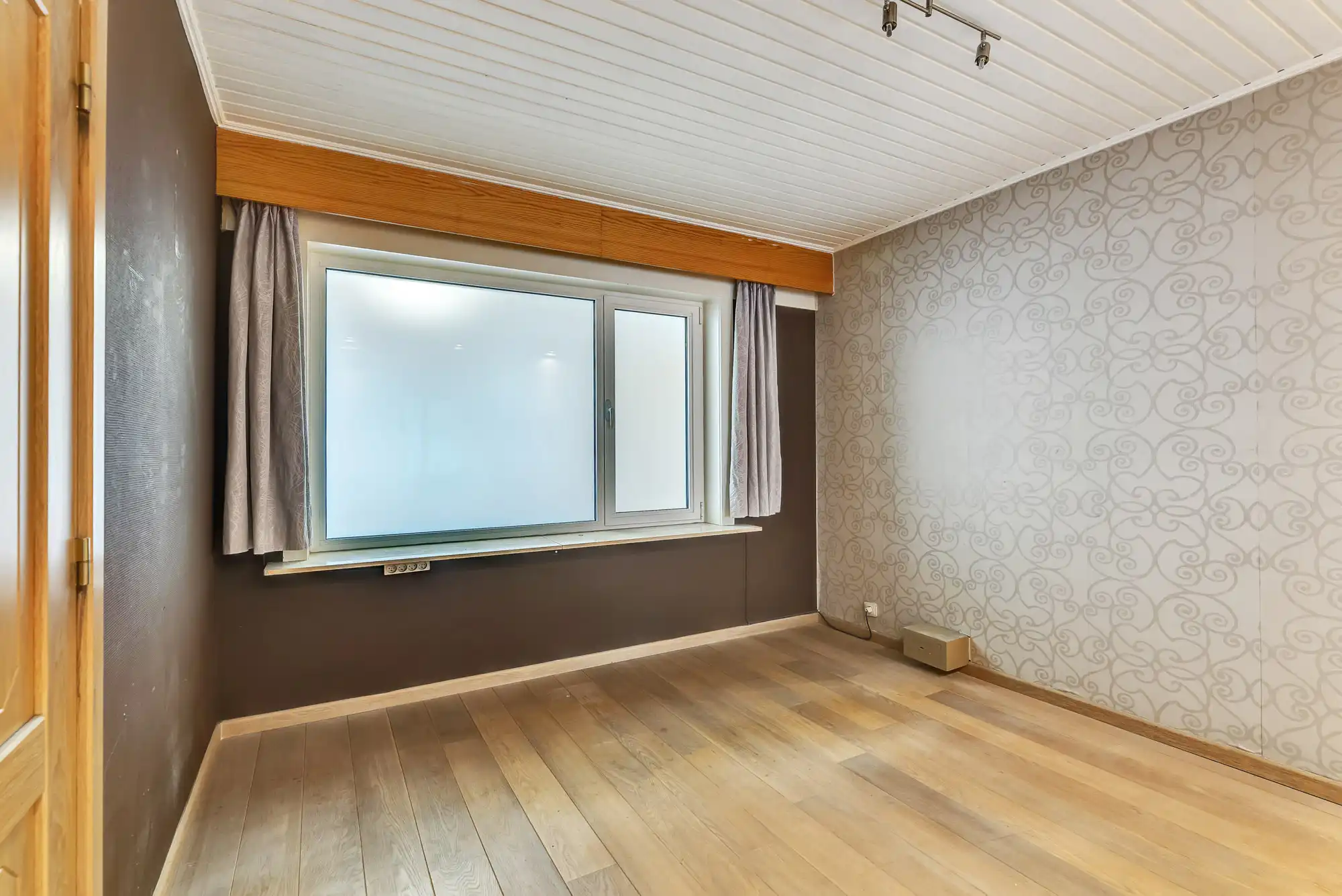 Handelswoning op goede ligging foto 20