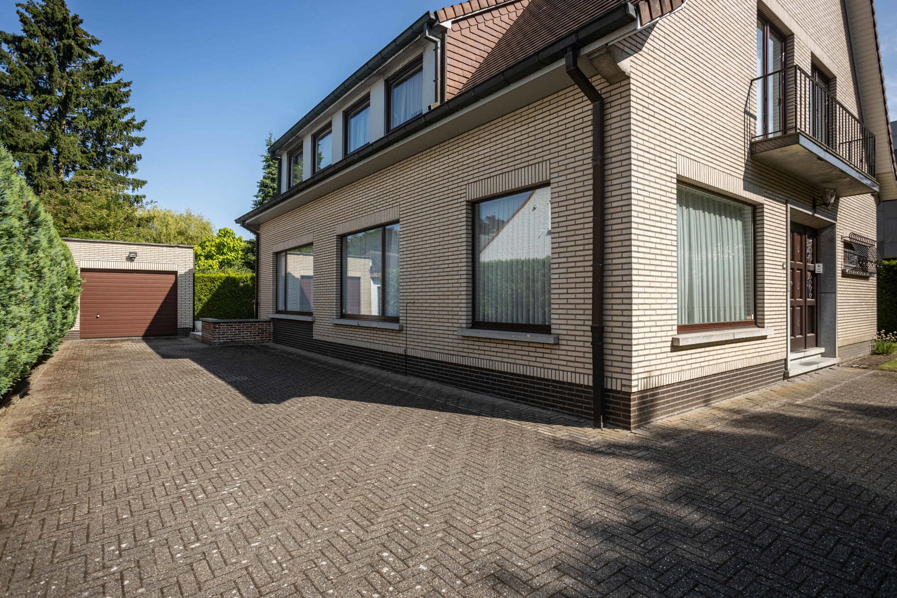 Villa te koop foto 39