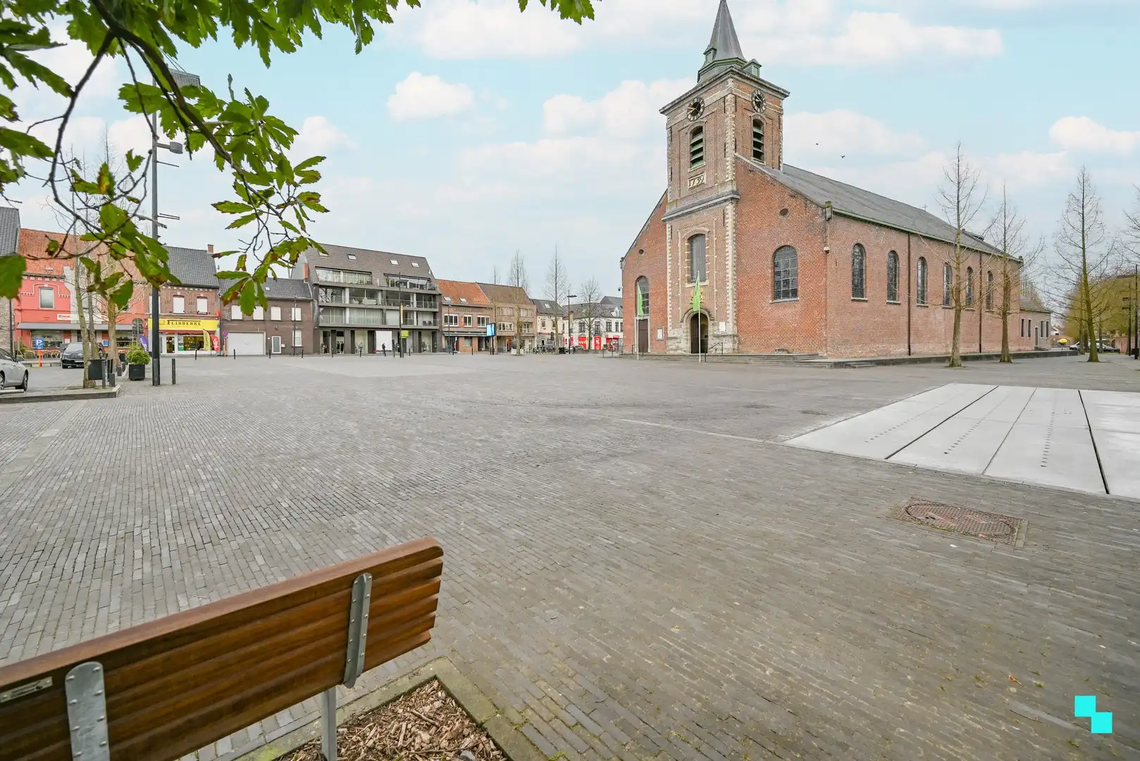 Uiterst centraal gelegen handelszaak met bijhorende opbergruimte foto 6
