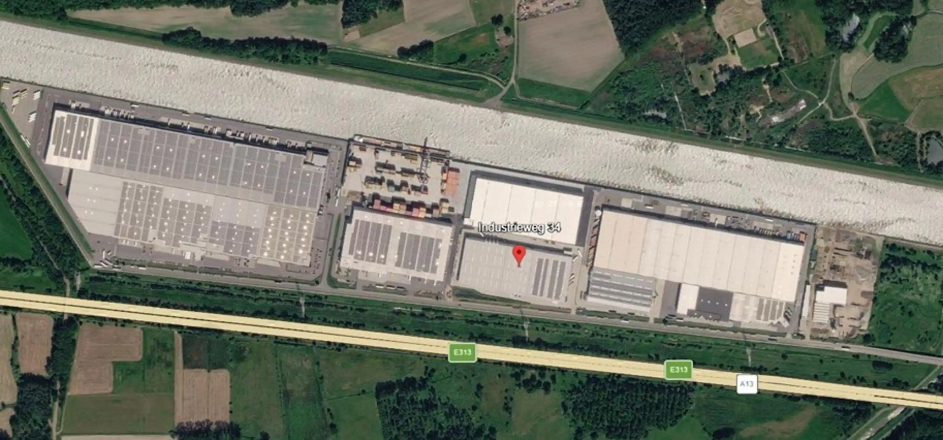 Grobbendonk: Magazijn 7.700m² langs de E313 en 6 loskades foto 3