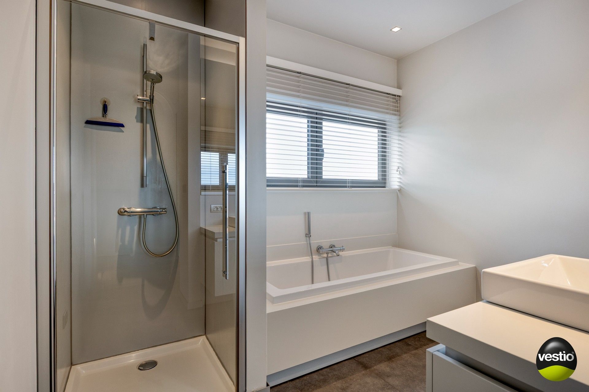 EXCLUSIEF PENTHOUSE OP 2 MIN VAN BILZEN CENTRUM foto 25