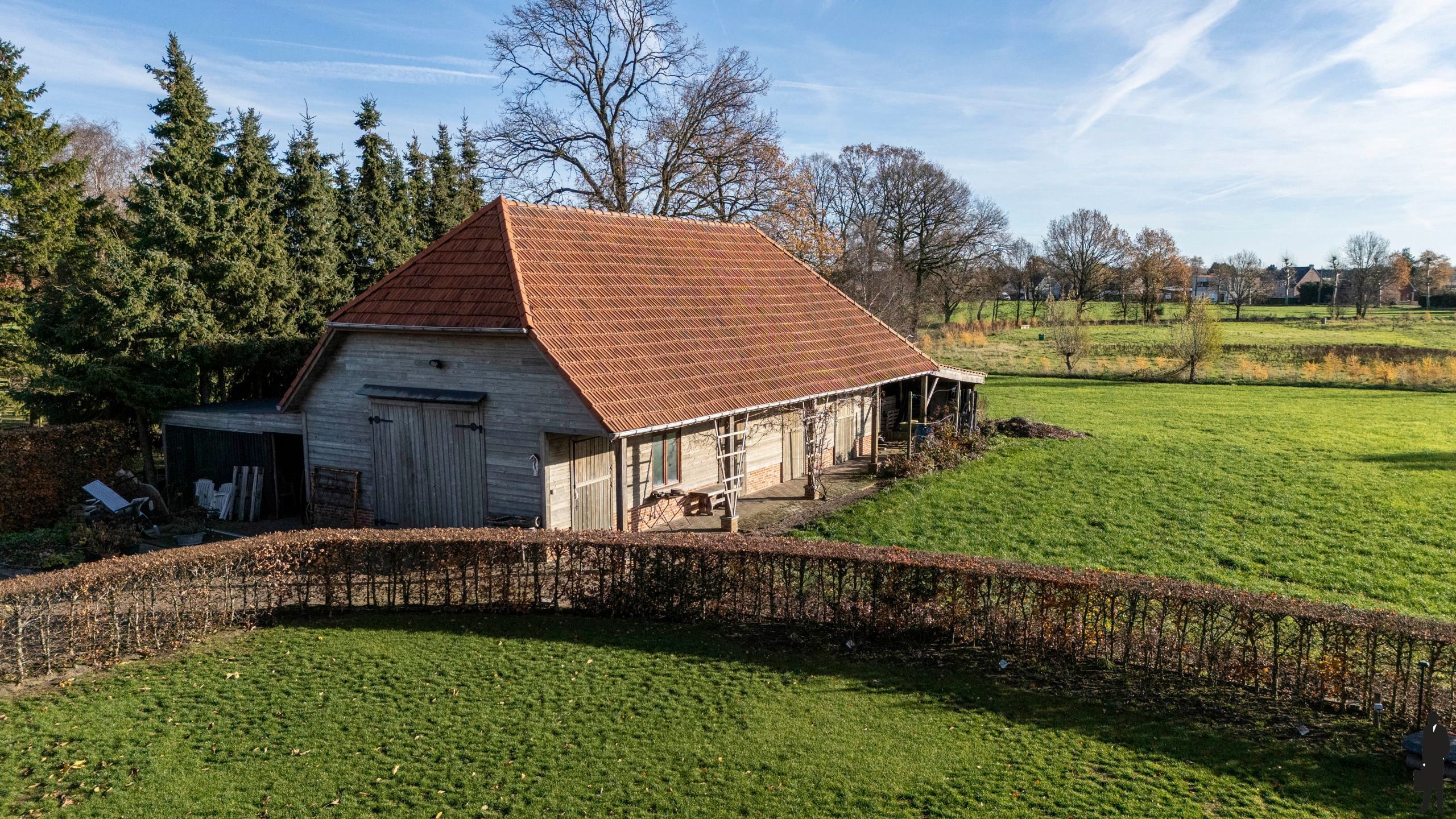 Landelijk gelegen woning in Minderhout op ca 9.000 m² grond foto 15